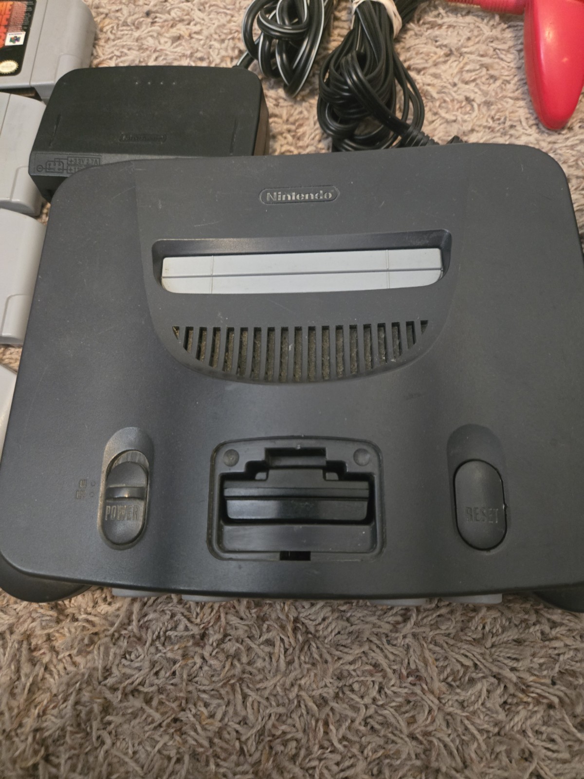Nintendo 64 console with 8 games and 2 Controllers N64 KEN GRIFFEY WWF
