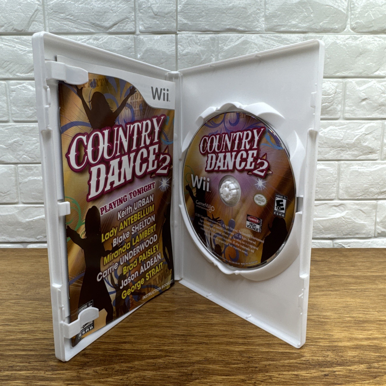 Just Dance 2 2015 Summer Party & Country Dance 2 Bundle (Nintendo Wii) CIB