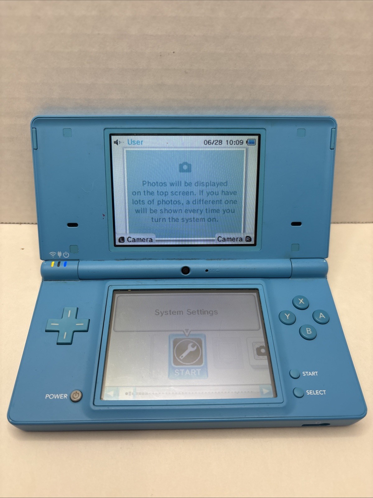 Nintendo DS Handheld System Blue with Aftermarket Charger, Stylus, And Game Lot!