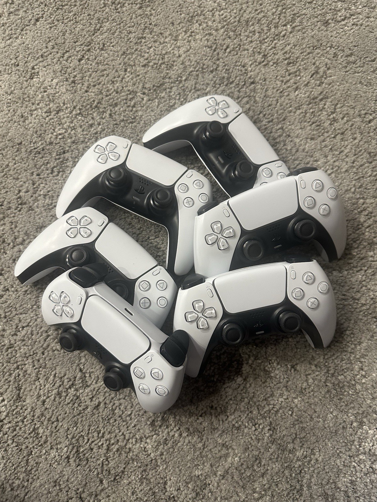 1x White PS5 DualSense Controller With TMR K-silver Anti-Drift Joysticks