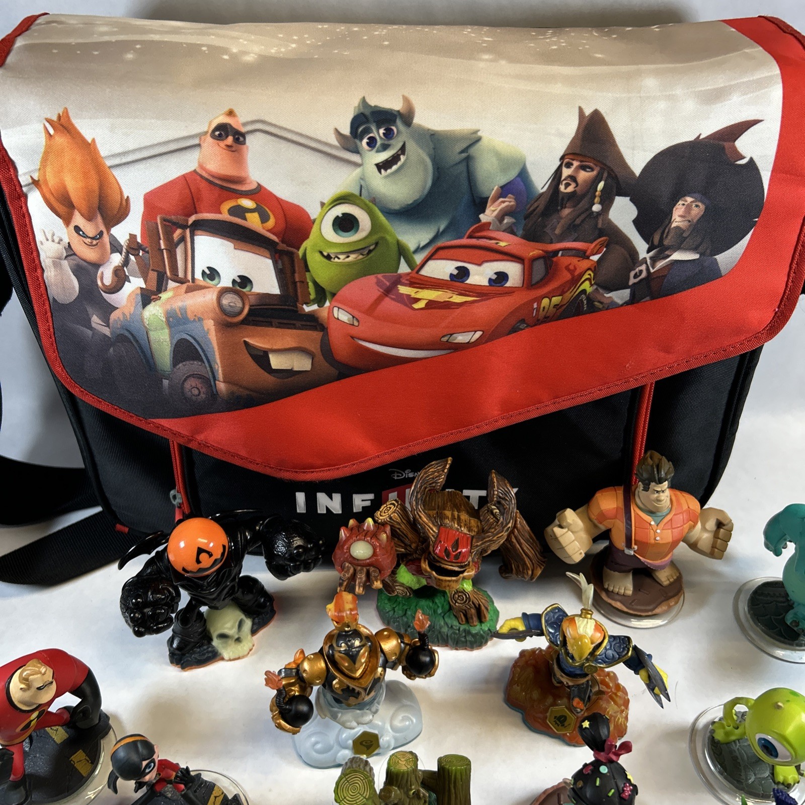 Disney Infinity Figures / Bag And Skylanders Bulk Lot