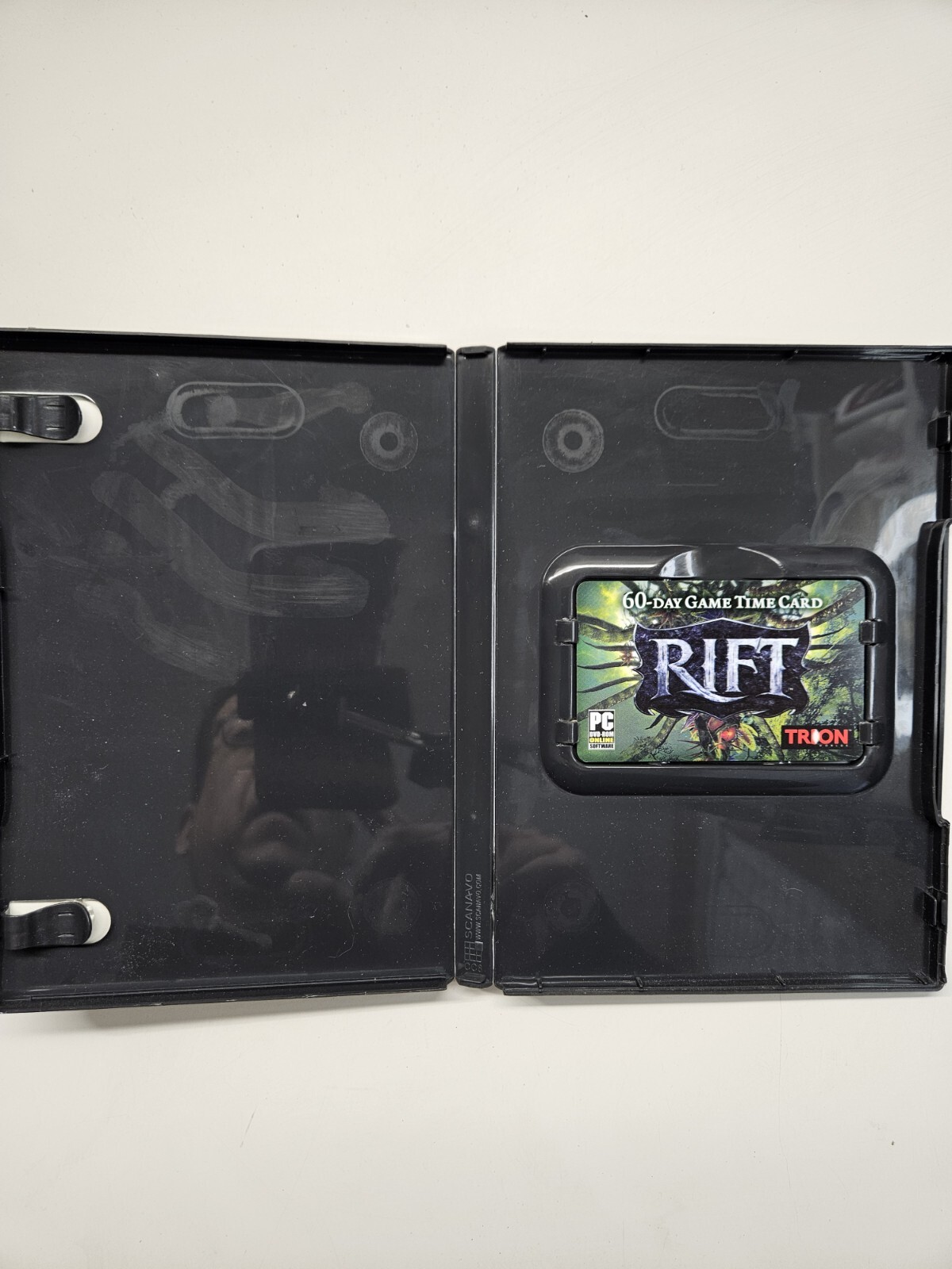 Rift (PC, 2011) W Key