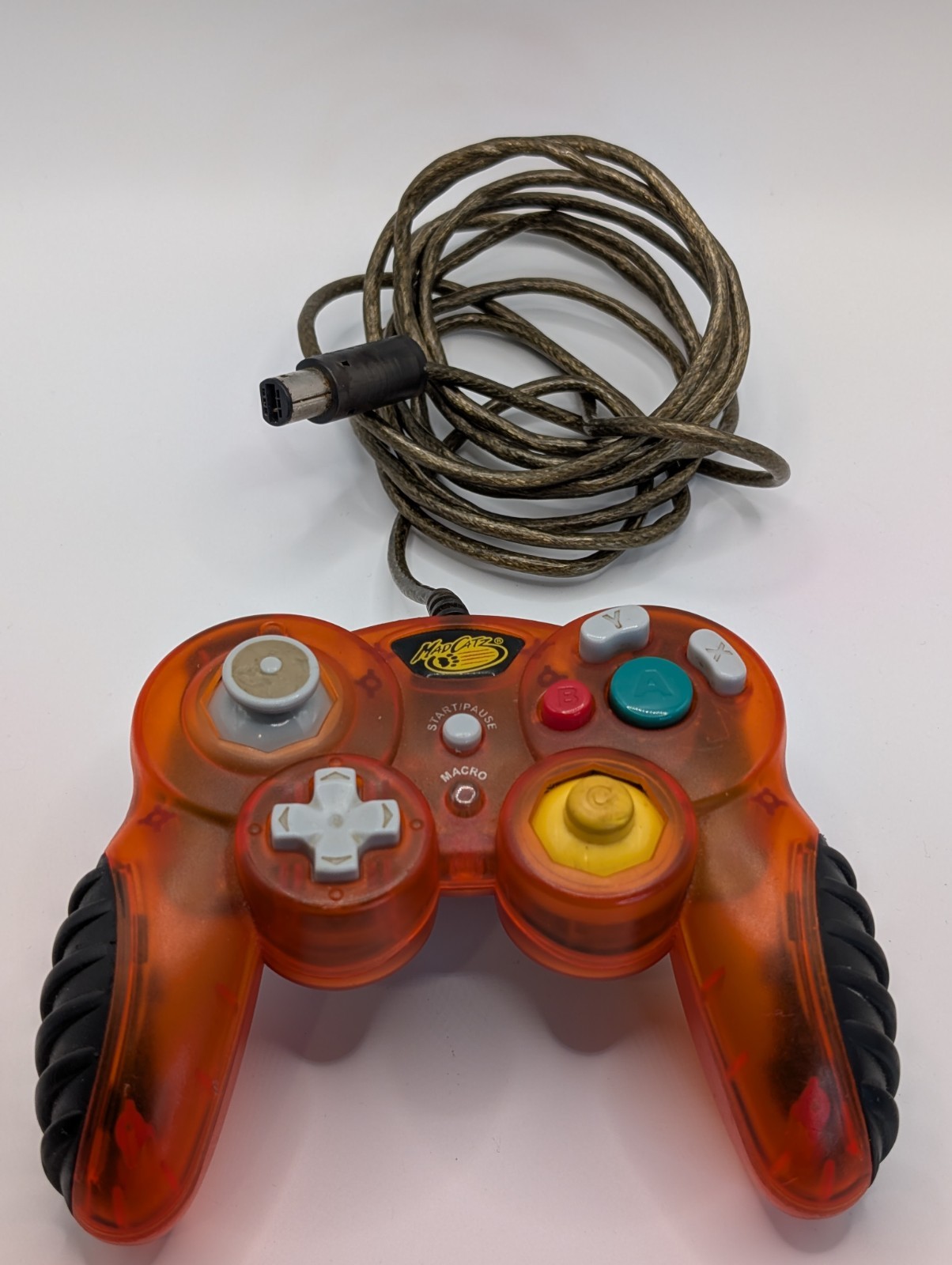 Mad Catz Nintendo GameCube Controller Clear Orange Rare, UNTESTED.