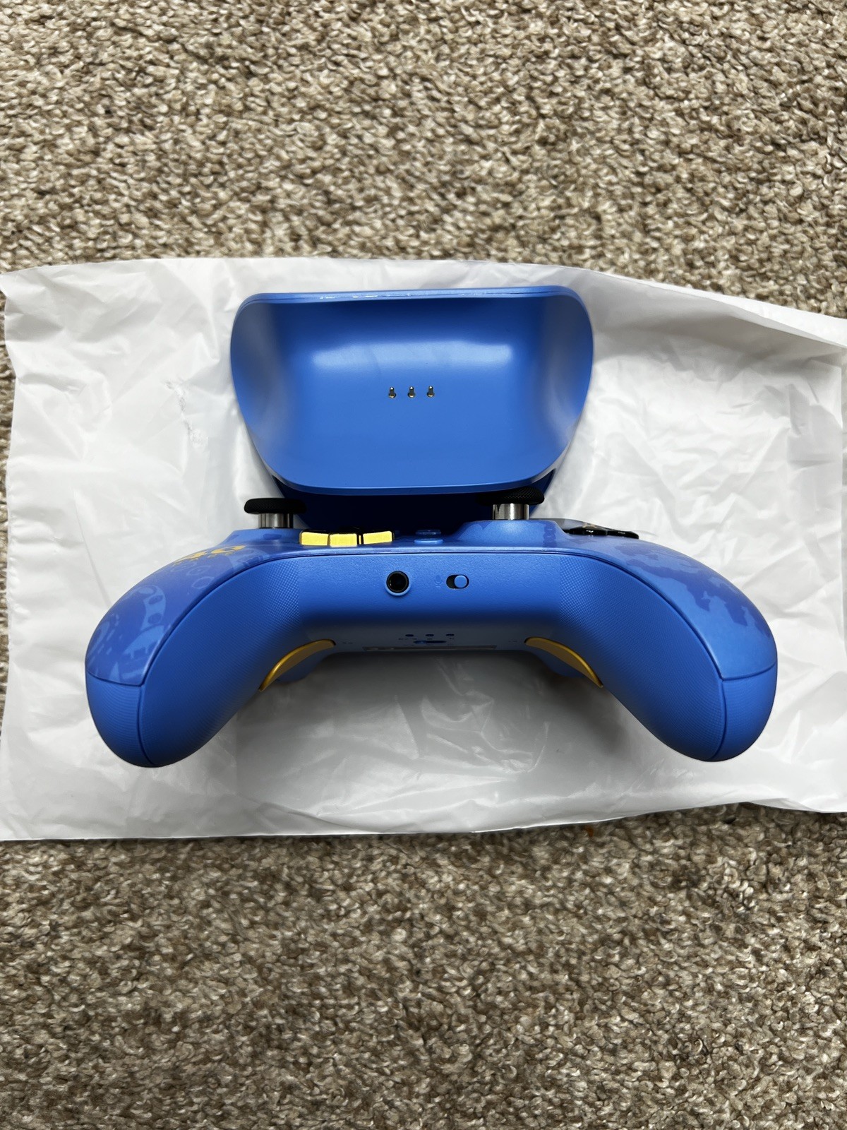 8BitDo Ultimate-3-Mode Controller RARE 40th for Xbox Series X|S & Xbox One, PC