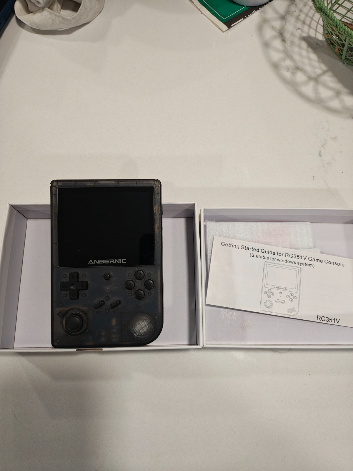 ANBERNIC RG351V Handheld Console – Excellent Condition – 64 GB SD Card w/ Games