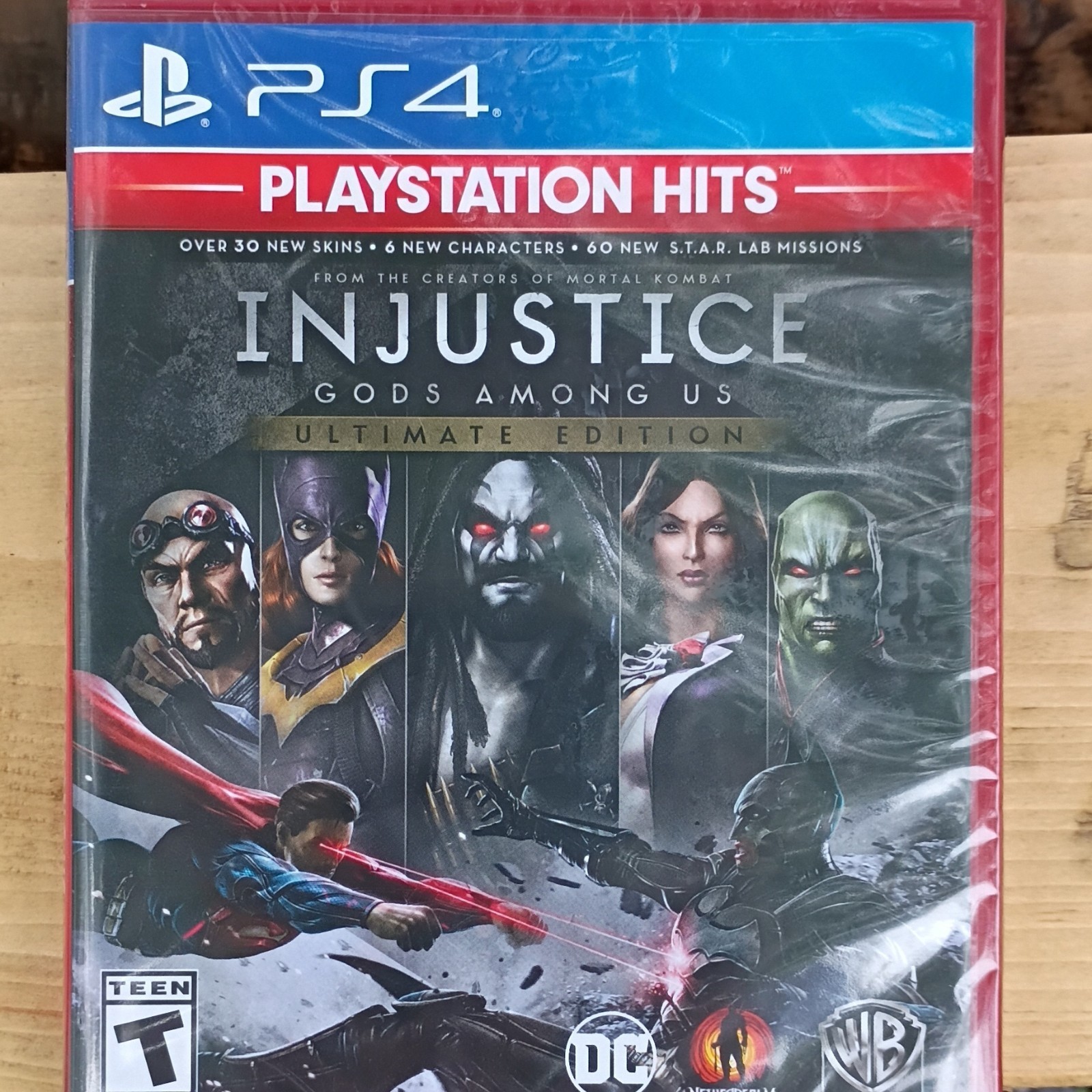 Warner Bros. Injustice: Gods Among Us Ultimate Edition PS4 Multiplayer T