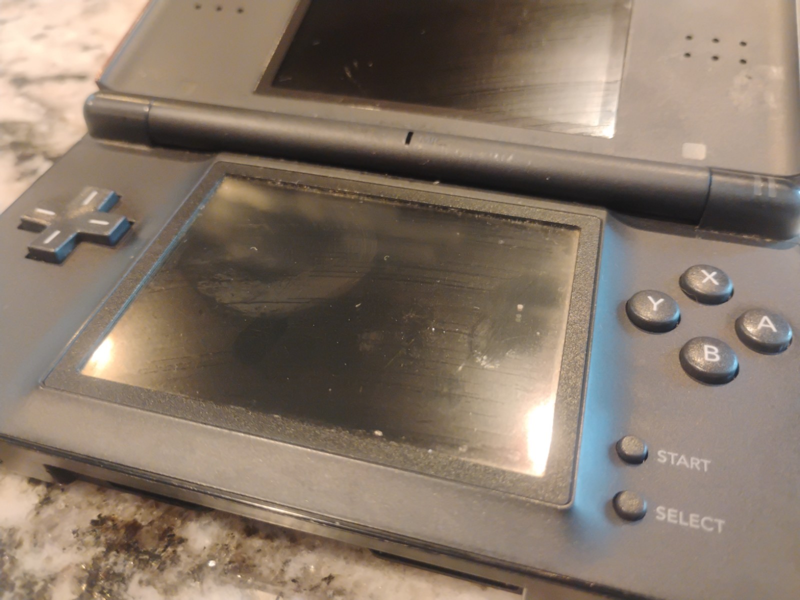 Nintendo DS Lite Bundle – Crimson/Black – Tested And Working