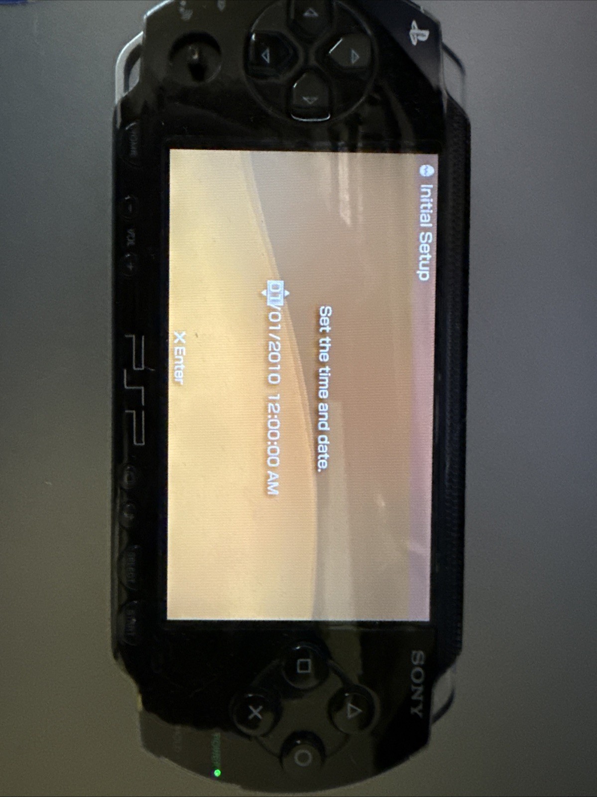Sony PSP-1001 Handheld Console Black Wi-Fi Capability w Case, Memory and Handle