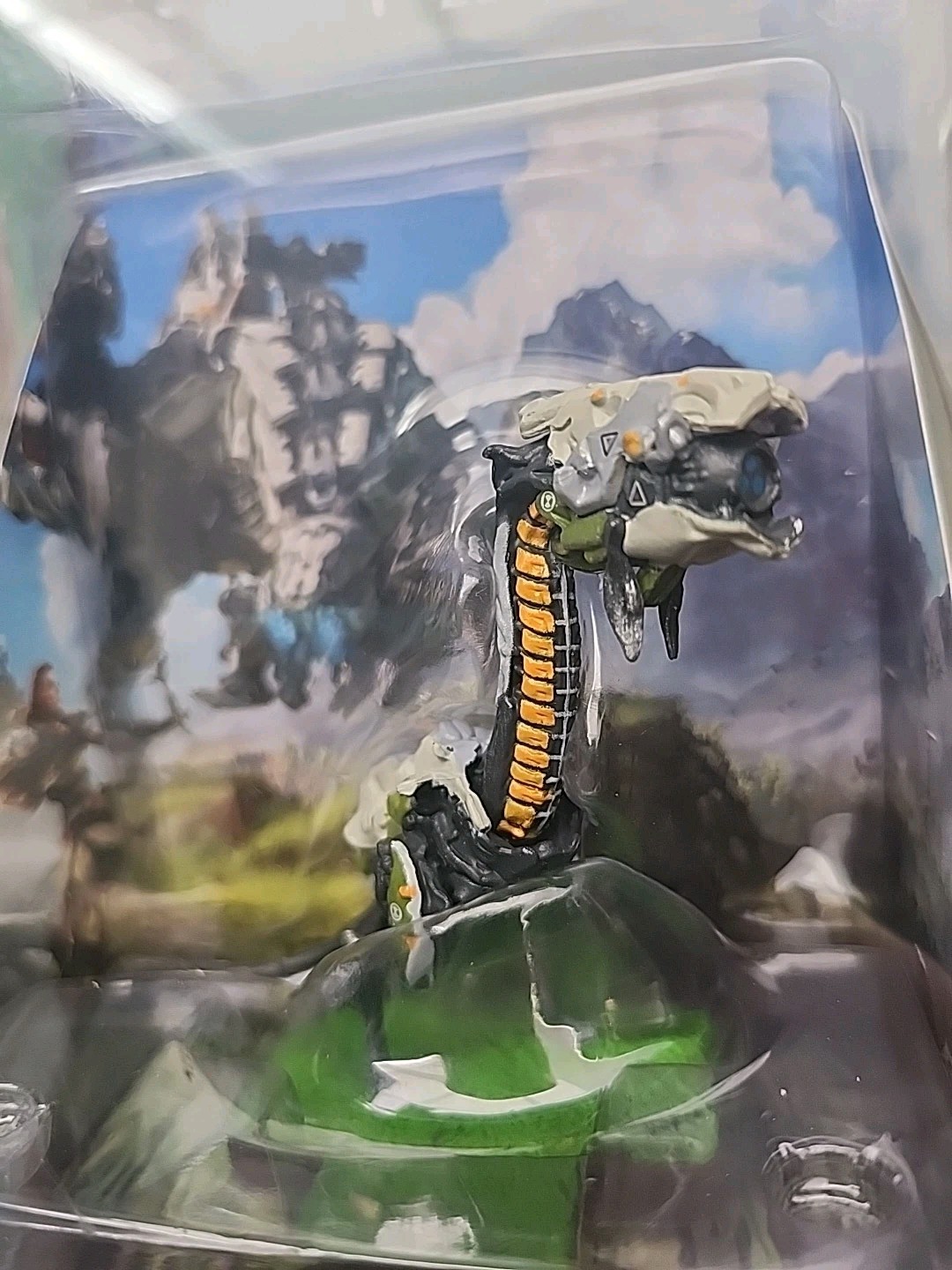 Horizon Zero Dawn TOTAKU Collection Aloy #11 And Watcher