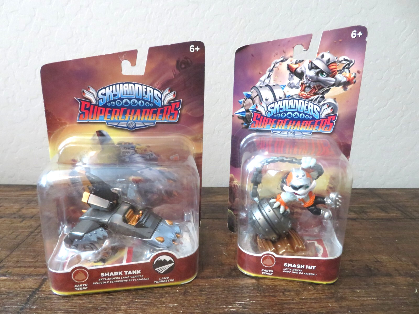 Skylanders SuperChargers – SHARK TANK Land Vehicle & SMASH HIT New!