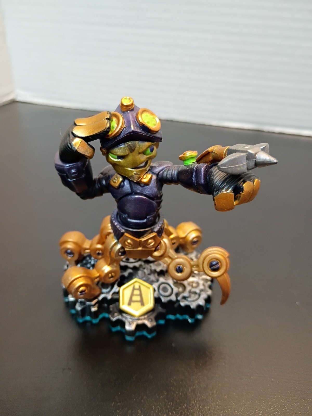 Skylanders Swap Force Spy Rise Swappable Figure Tech Element Climb