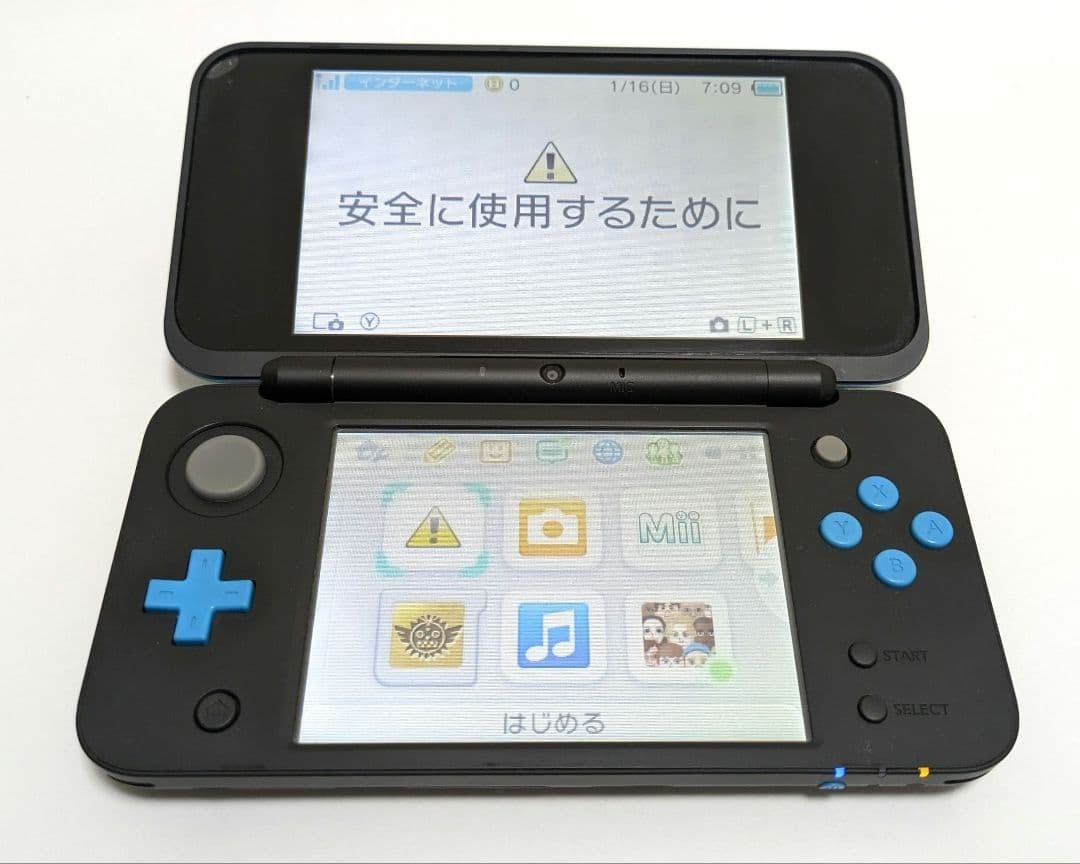 New Nintendo 2DS XL LL Black Turquoise Console Stylus Working Japanese ver