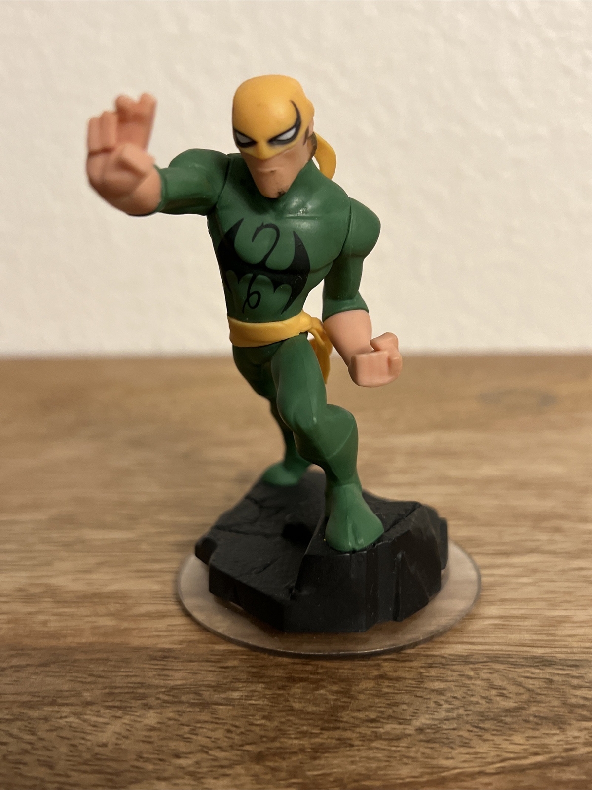 DISNEY MARVEL INFINITY 2.0 SUPER HEROES IRON FIST TOY
