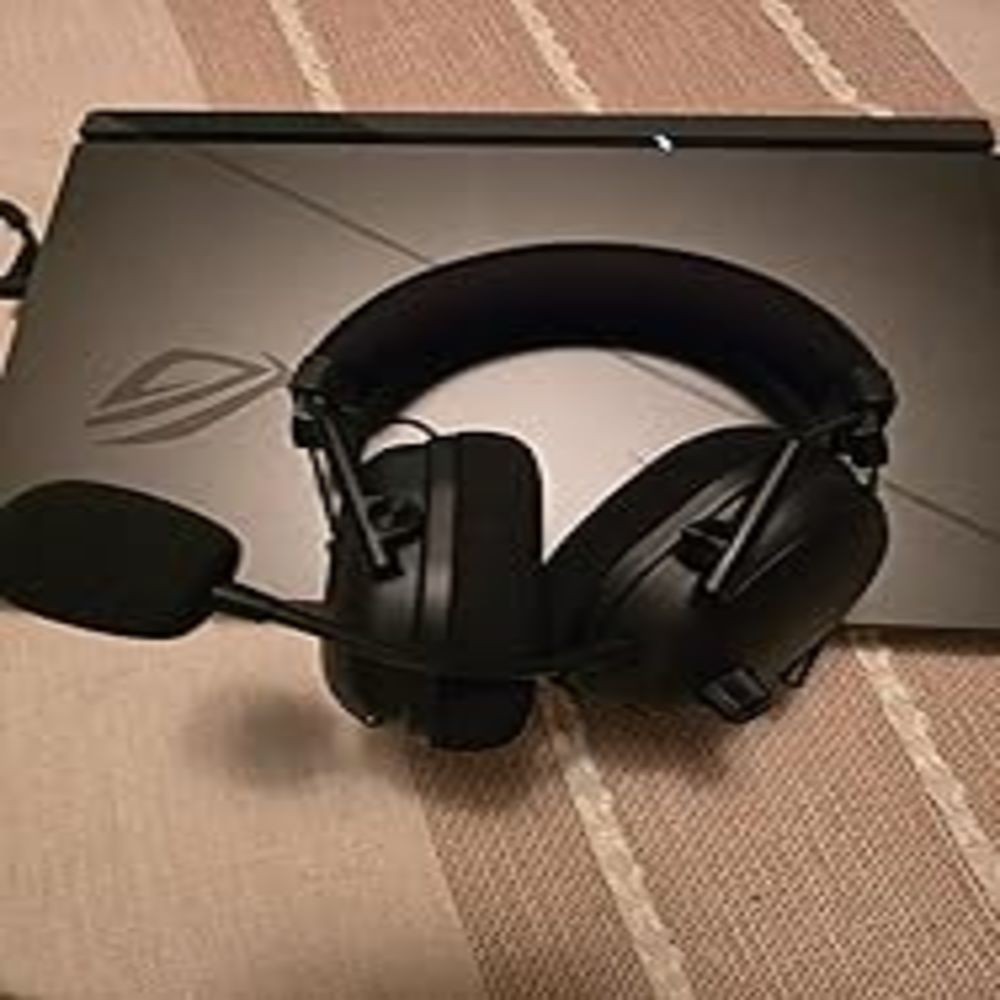 Razer BlackShark V3 Pro Wireless ANC Gaming Headset 2.4G/BT 70Hr Black