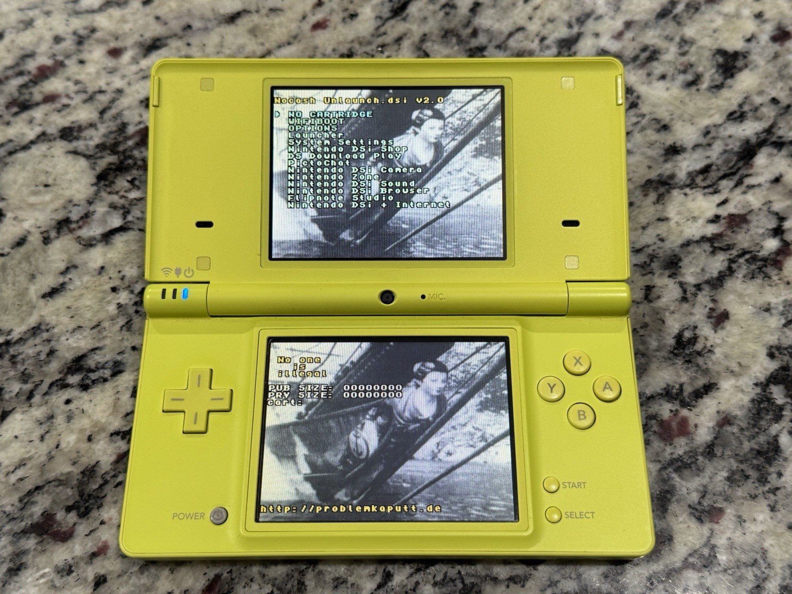 Japanese Nintendo DSi Lime Green Console w Unlauch v2.0 + FREE US SHIPPING #2