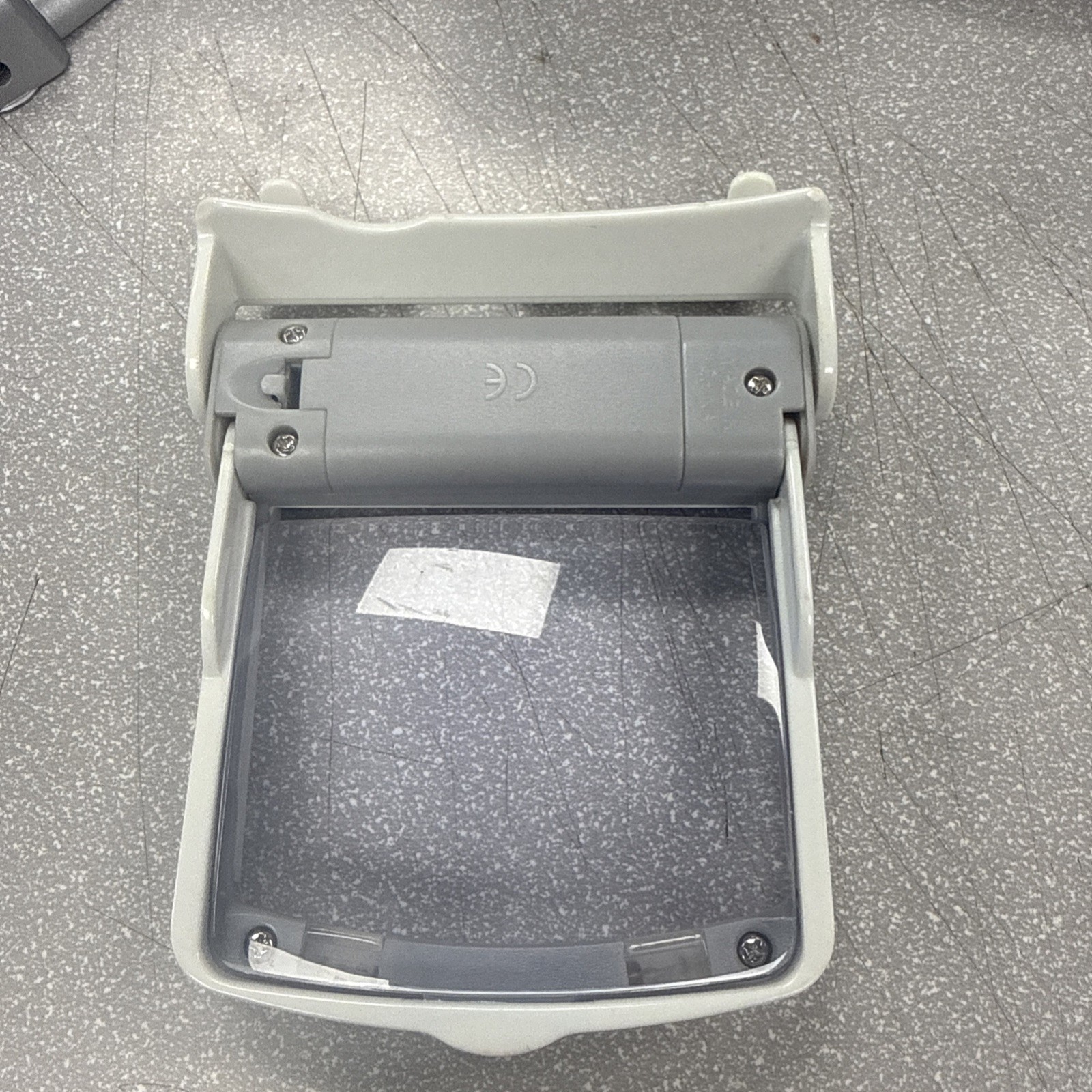 Mad Catz Gameboy Screen Light and Magnifier Attachment