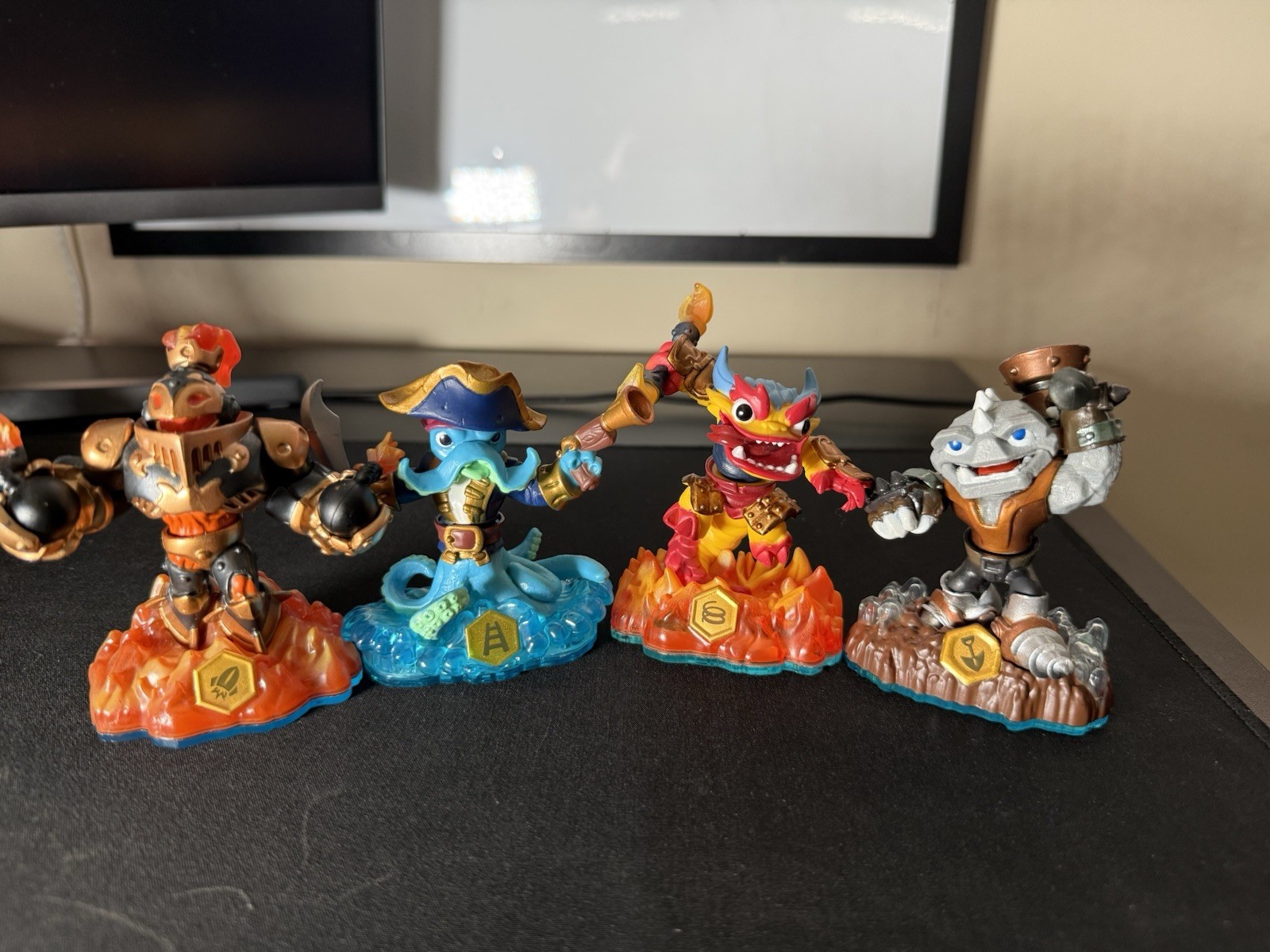 Skylanders Swapper Lot of 7. Swap-Force Activision Figures. Great Condition