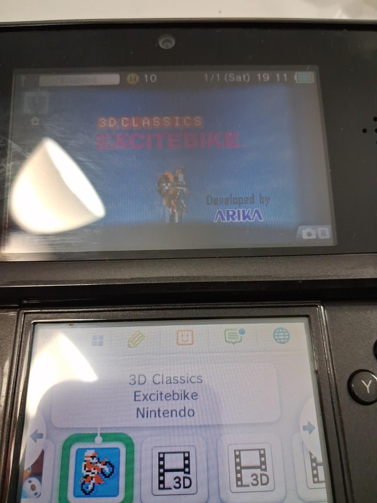 Nintendo 3DS Handheld System Black With Zelda Ocarina Of Time Charger 2Gb SD
