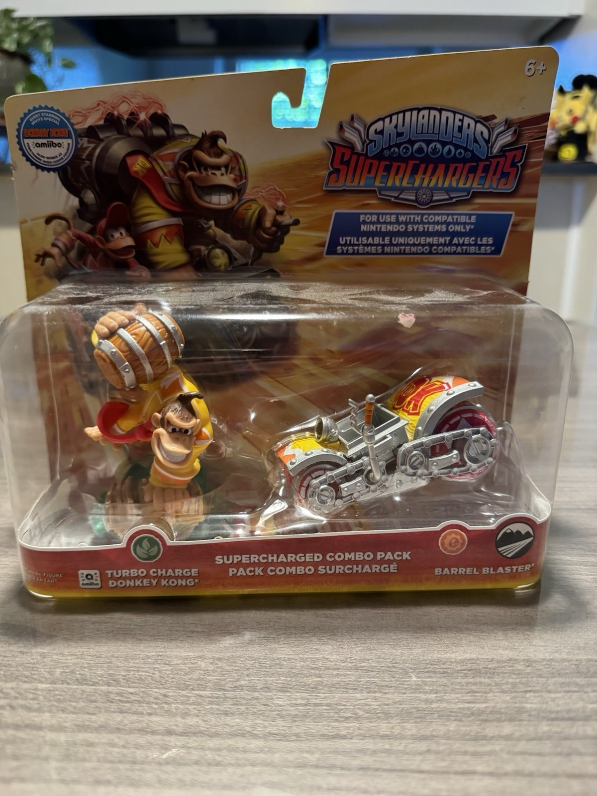 Skylanders SuperChargers Turbo Charge Donkey Kong + Barrel Blaster
