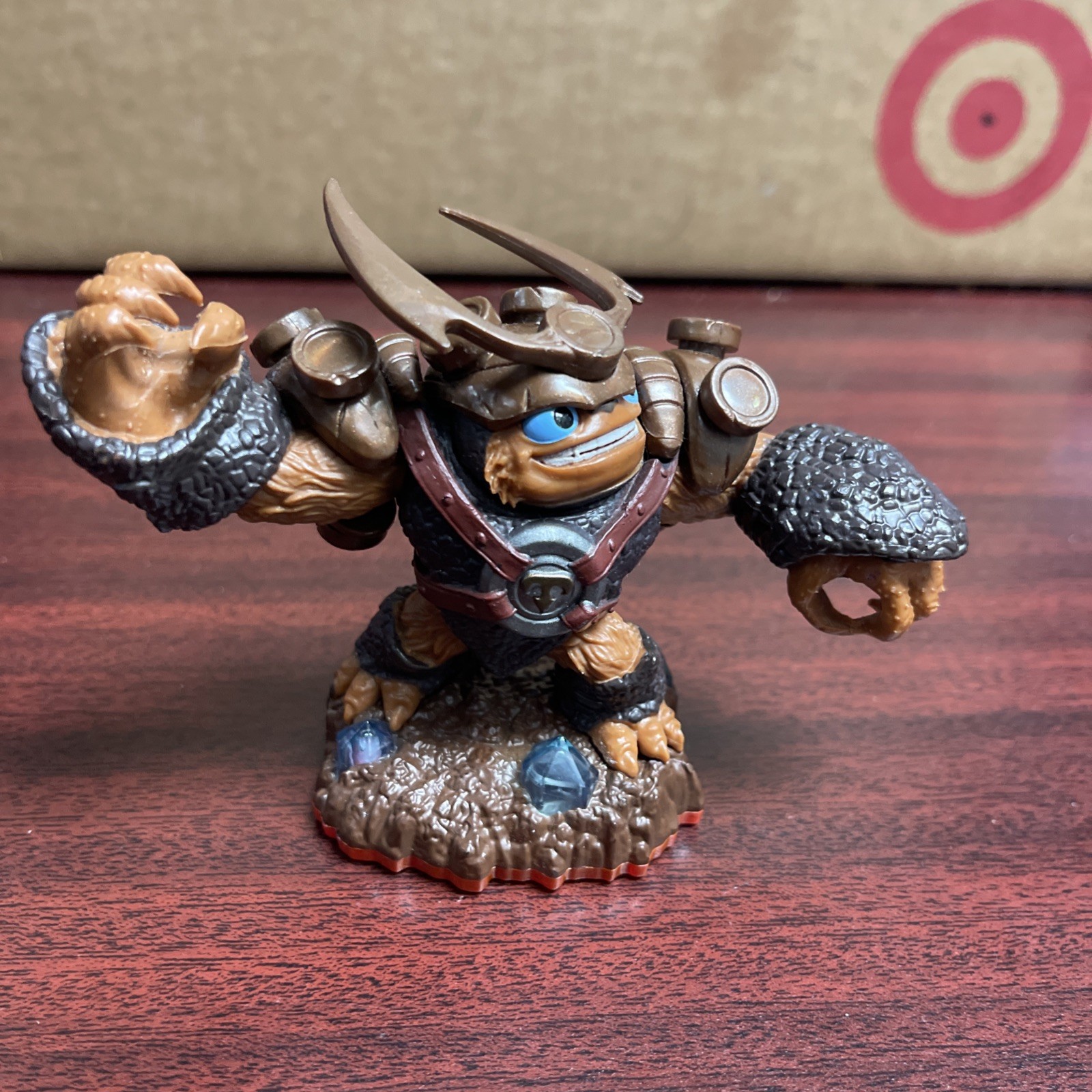 Skylanders Wallop Character Figure Spyro Series – Works, but missing hammer