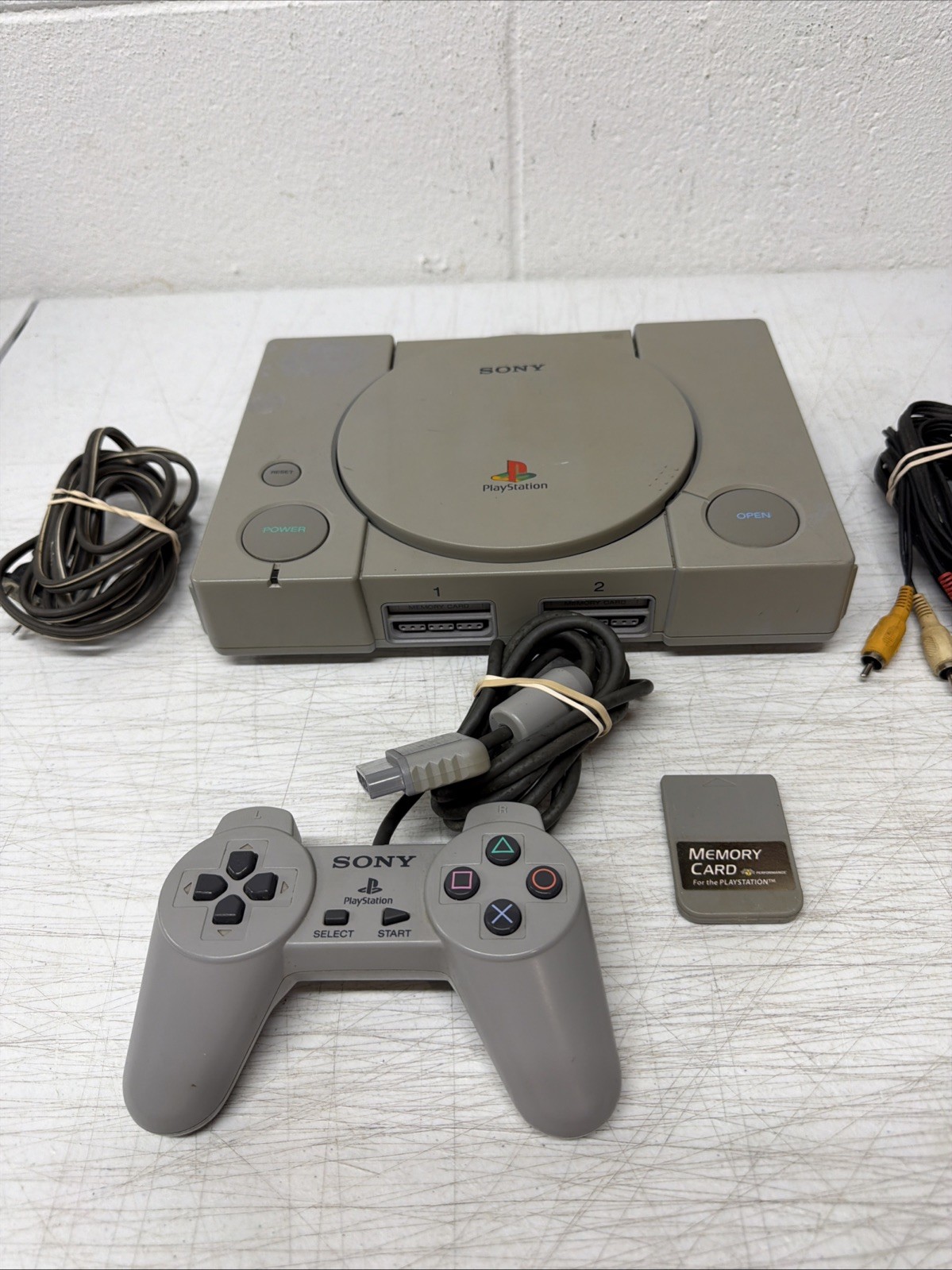 Sony PlayStation 1 PS1 SCPH-7501 Console System Bundle – Tested and Works