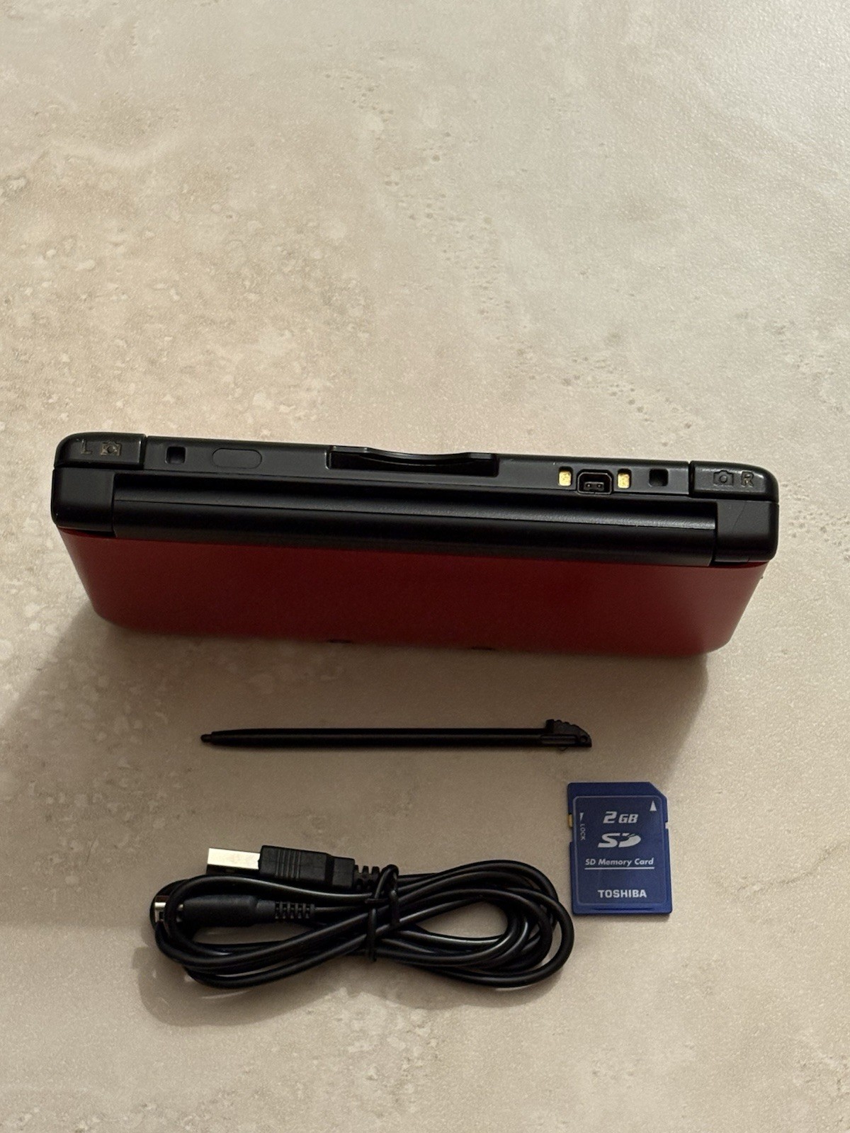 Nintendo 3DS XL LL Black And Red Handheld With Charger And Stylus Very Good
