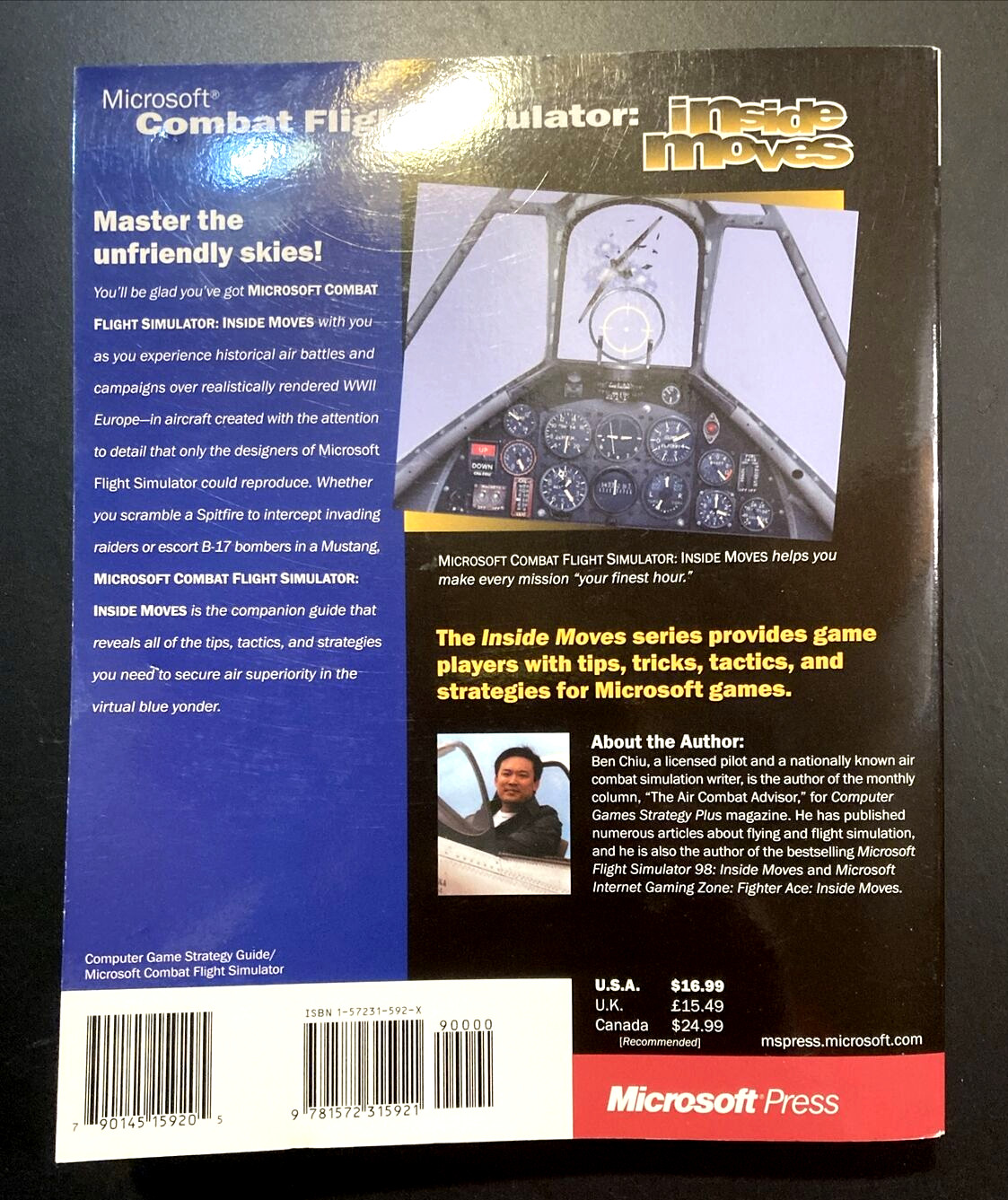 Microsoft Combat Flight Sumulator and Simulator 2 Pilots Manual Inside Moves