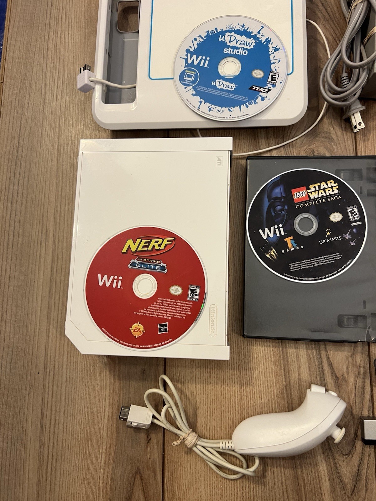 Nintendo Wii Console Bundle RVL-001 w/ 7 Games Controllers Tested Works White