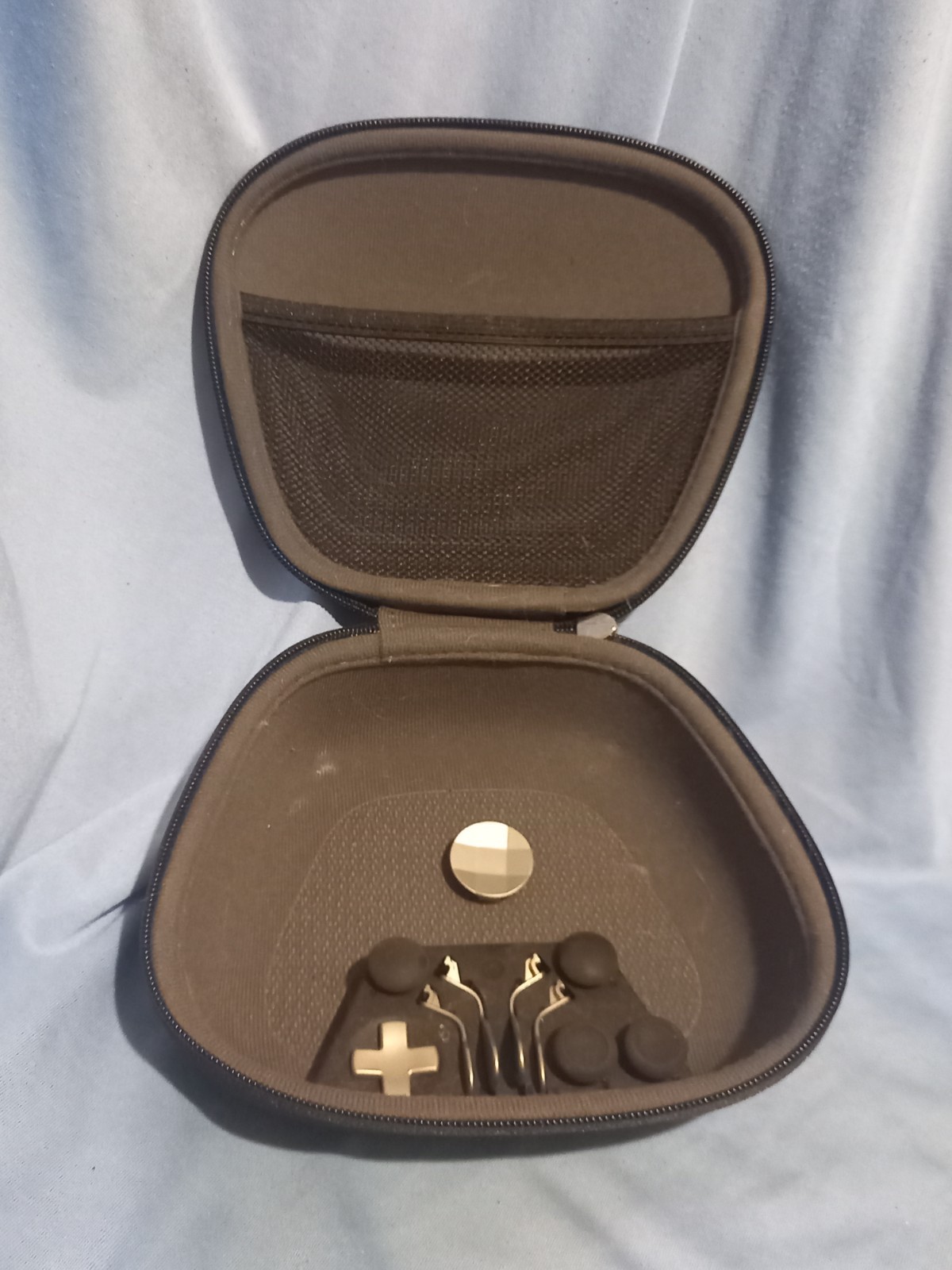 Microsoft Xbox One Elite 1 Controller Case Genuine with INTERCHANGEABLE PARTS™