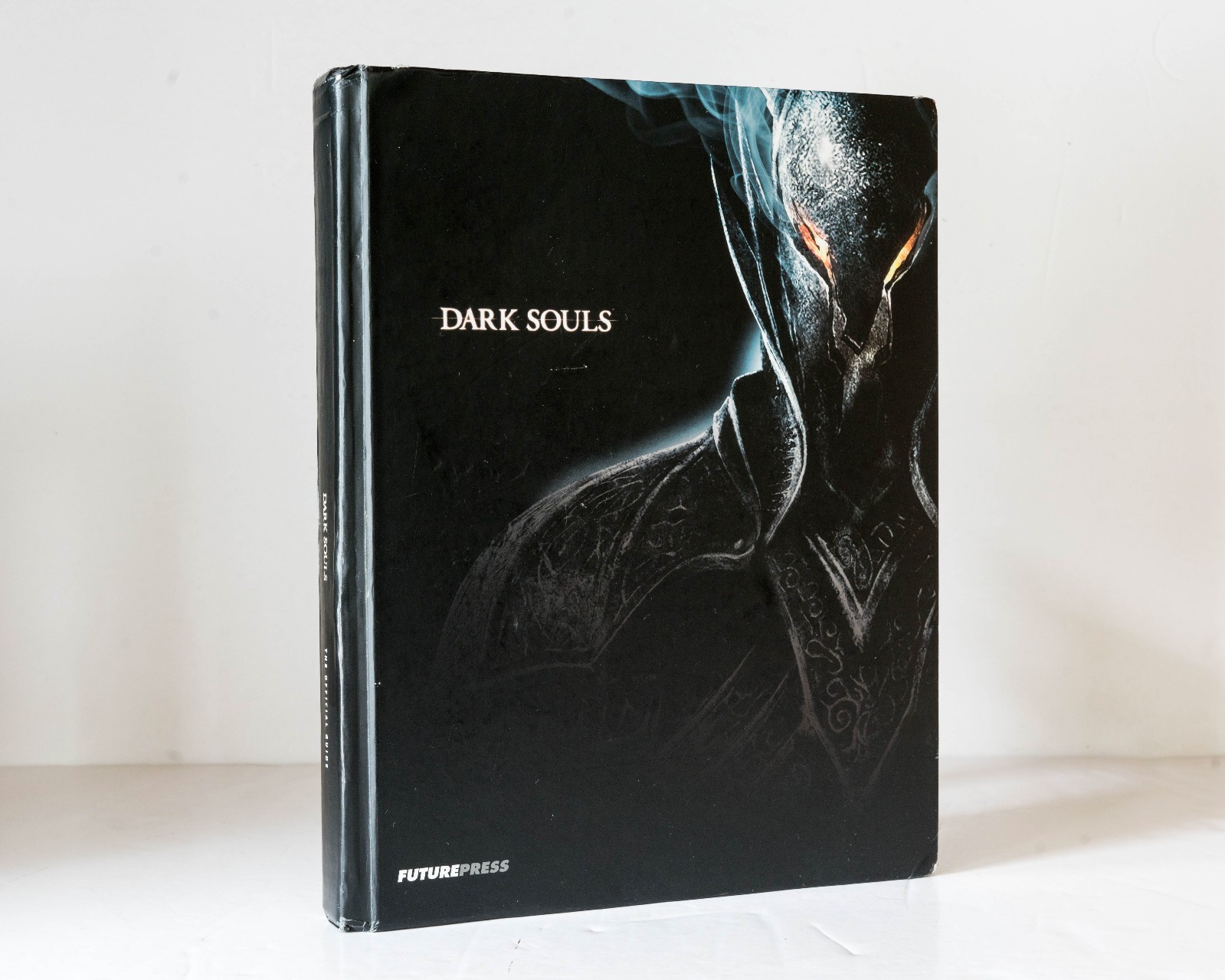 DARK SOULS Collector’s Edition Official Strategy Video Game Hardcover Guide Book