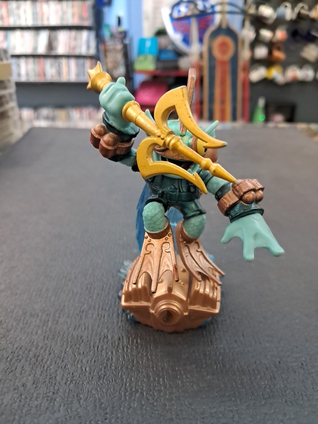 Activision Skylanders Deep Dive Gill Grunt Figure 2015 Trident