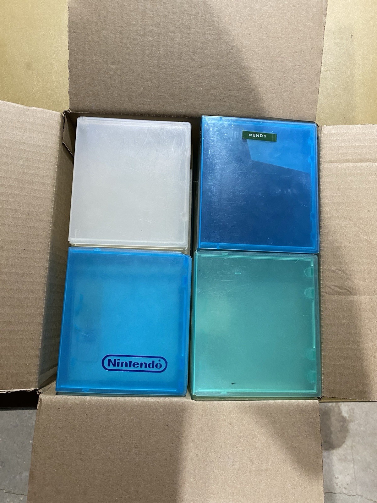 LOT OF 36 NINTENDO NES GAME HARD PLASTIC CLAMSHELL CASES Generic (PLP)