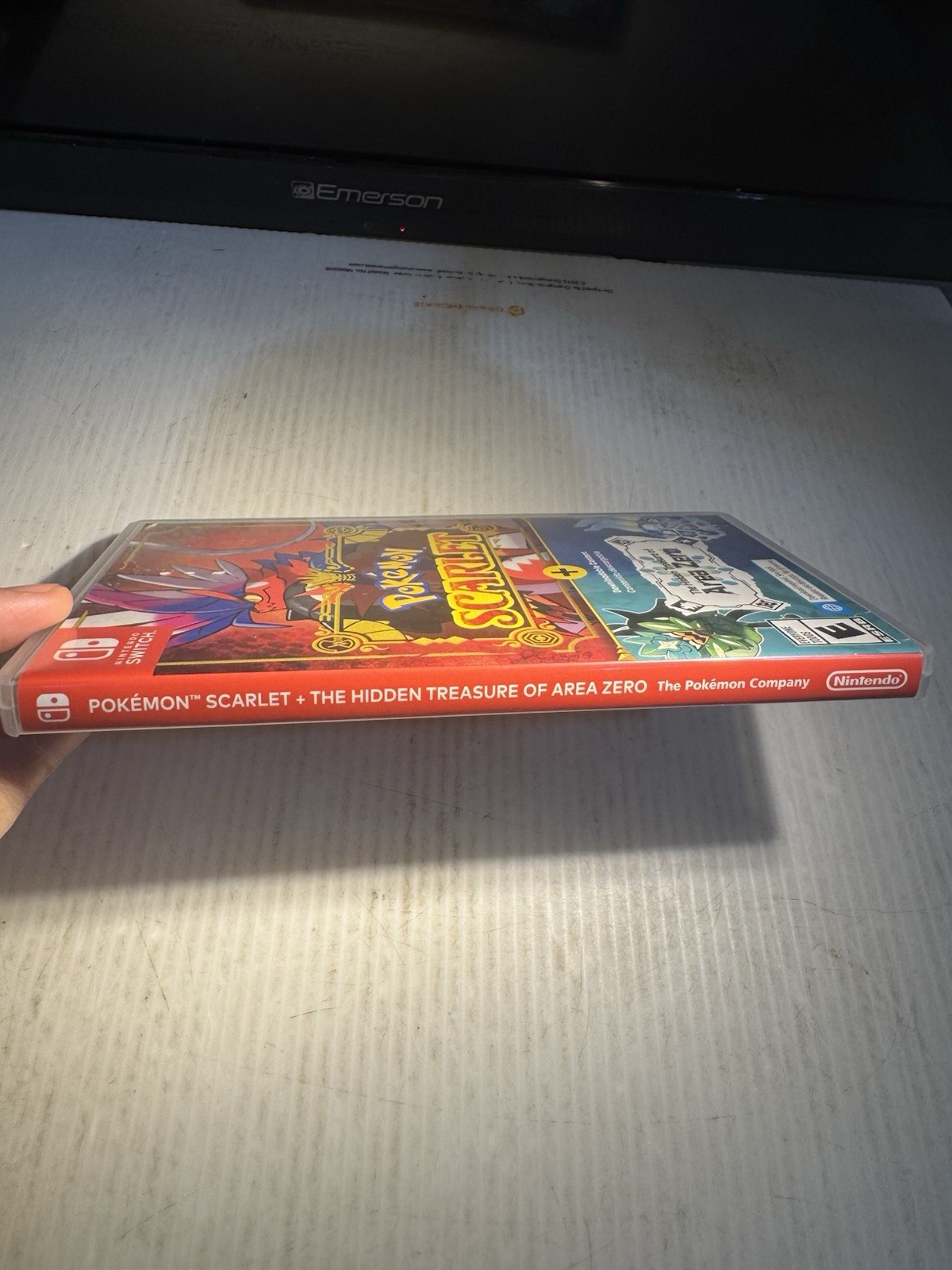 Pokemon Scarlet +The Hidden Treasure of Area Zero Bundle – Nintendo Switch, 2023