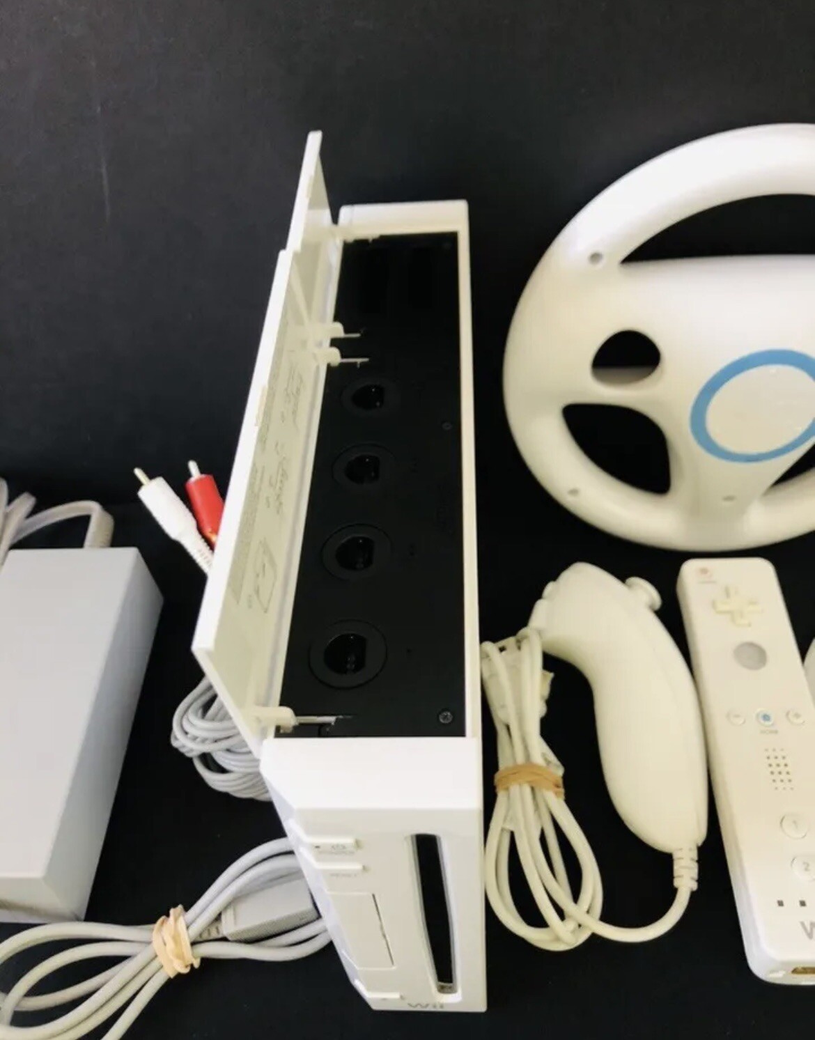 Nintendo Wii Console Mario Kart/Wii Sports Bundle, System, Wheels 2 Controllers!