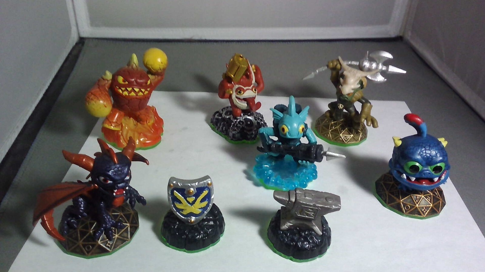Skylanders: Spyro’s Adventure: Spyro Series 1: 8 PIECES