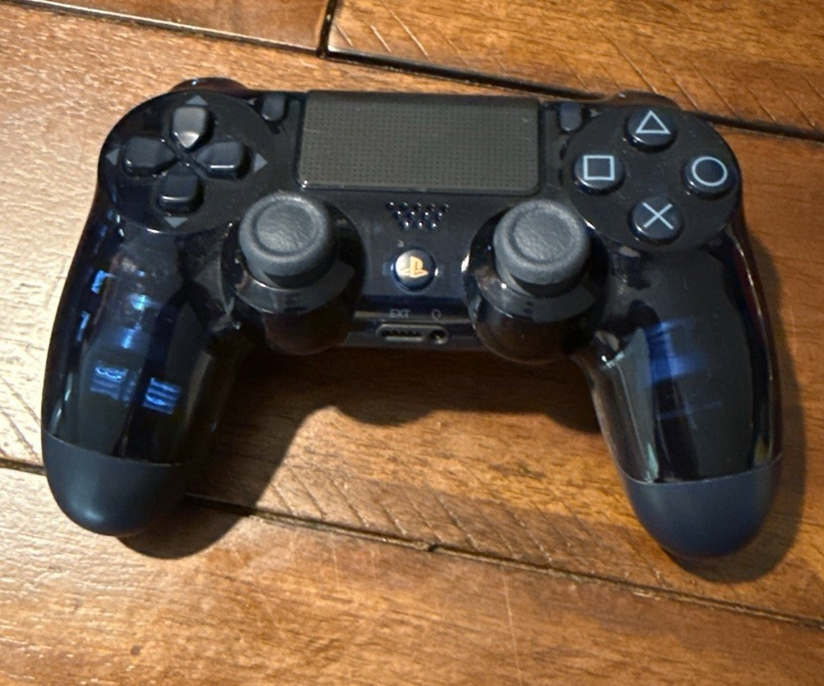 500 Million Limited Edition PS4 DualShock 4 Wireless Controller for PlayStation
