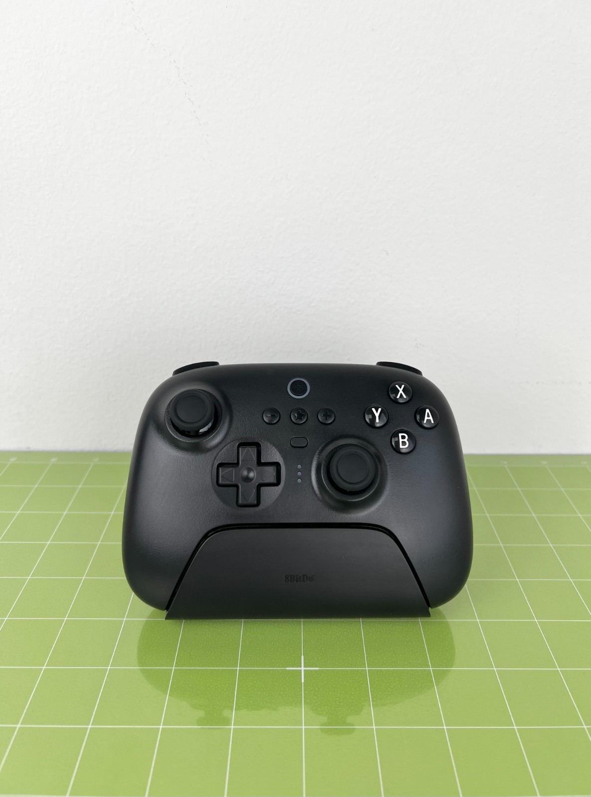 8BitDo Ultimate Bluetooth Controller with Charging Dock – Black