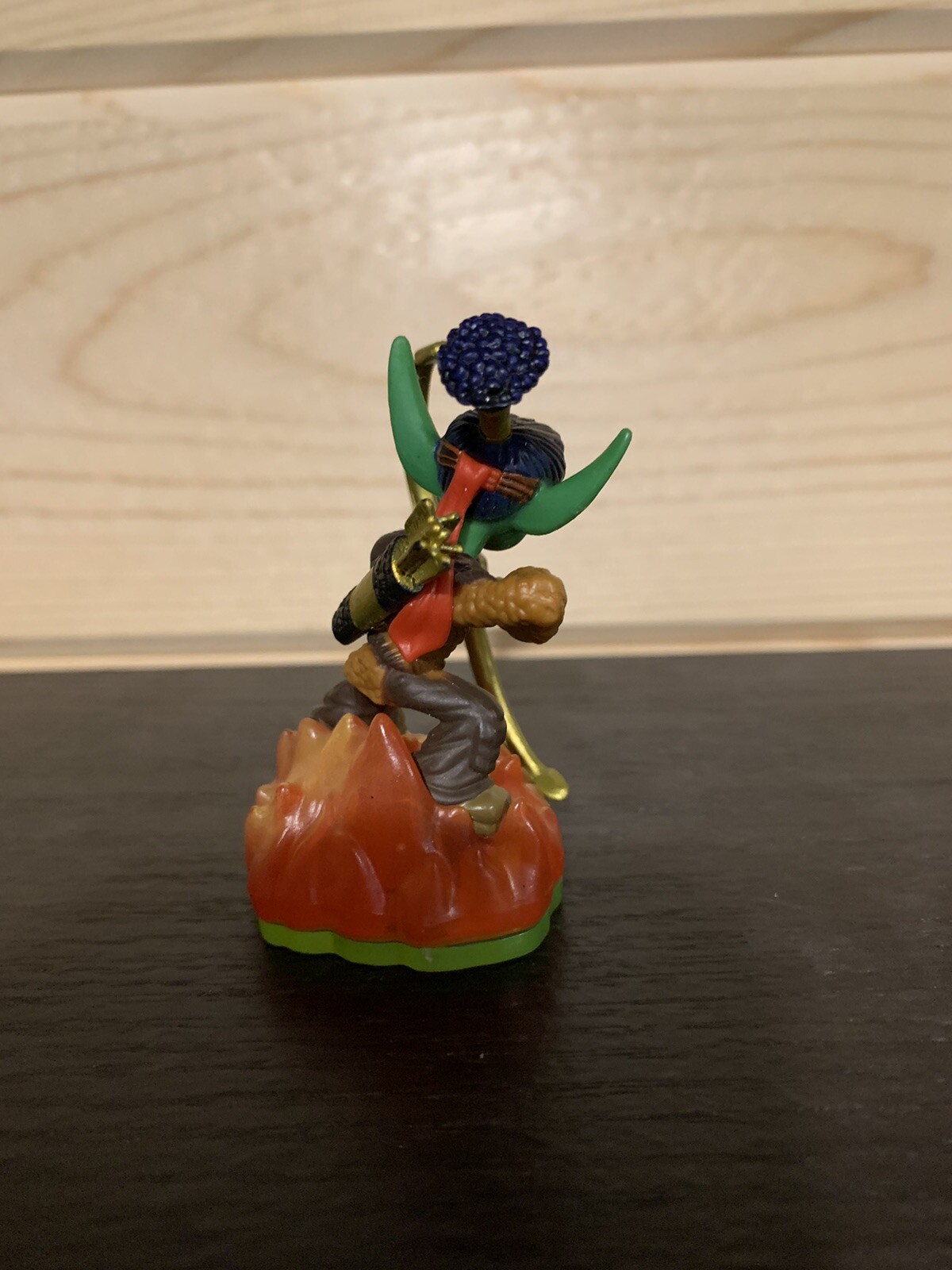 Skylanders Spyros Adventure Flameslinger Figure Model 84178888 Activision 2011