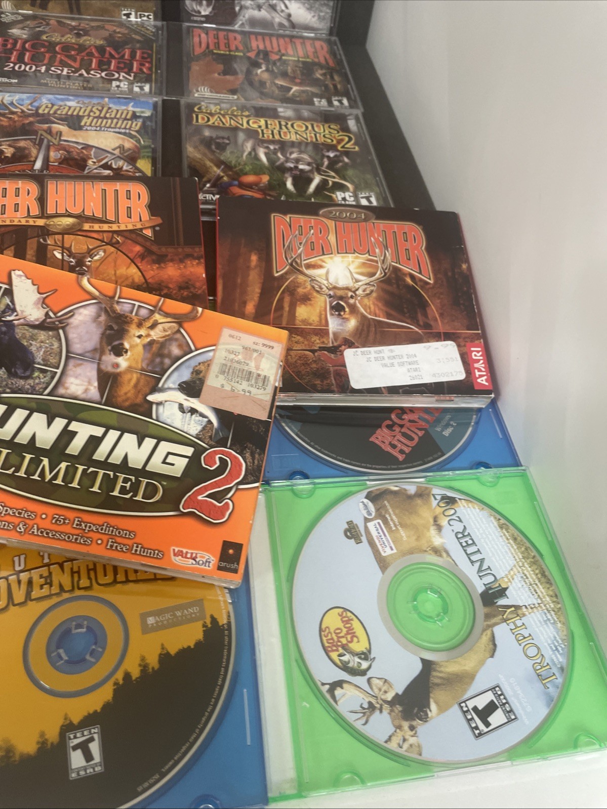 Lot of 28 PC Shooting Games, Cabelas Game Hunter, Trophy Hunter, Safari Etc.