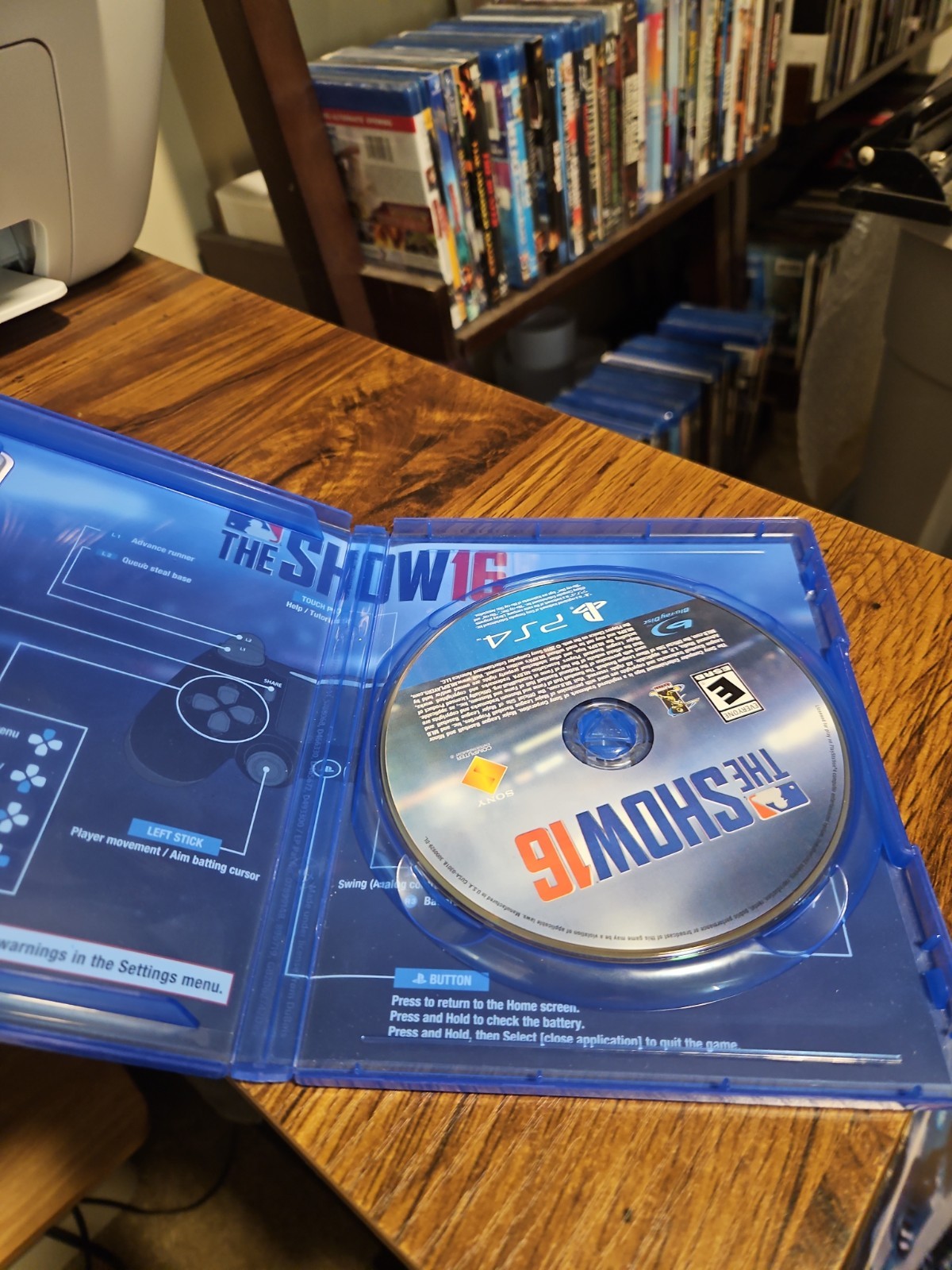 MLB: The Show 16 & The Show 18 (Sony PlayStation 4, 2016)
