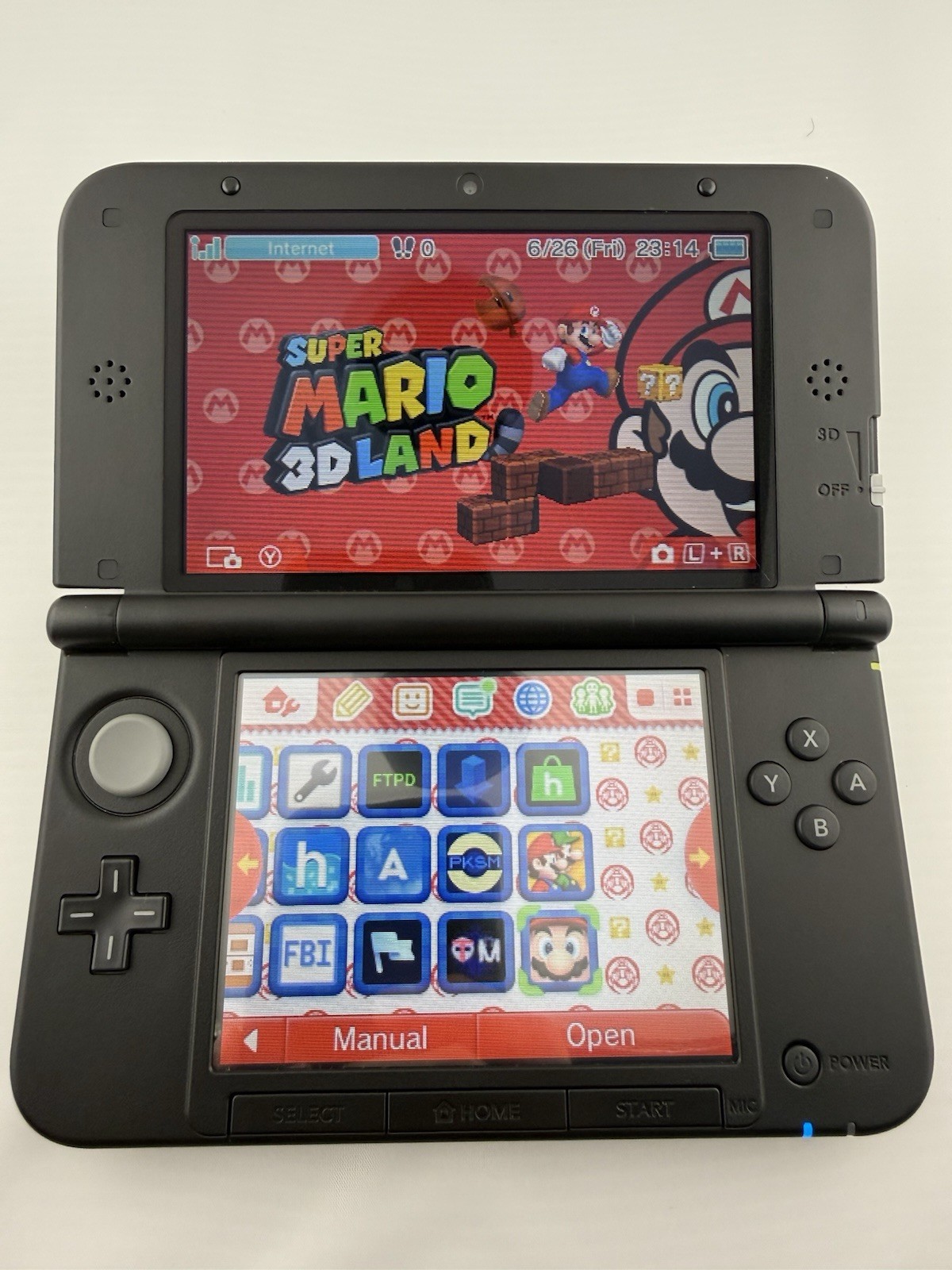 Nintendo 3DS XL LL Silver Phenomenal Condition 32GB Charger Region free English