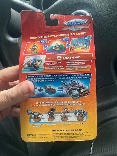 Skylanders SuperChargers SMASH HIT New Sealed Character Figure 2015