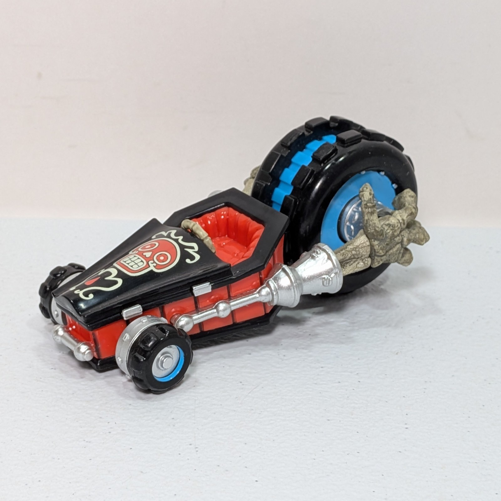 Skylanders SuperChargers Frightful Fiesta Halloween Variant & Crypt Crusher Set