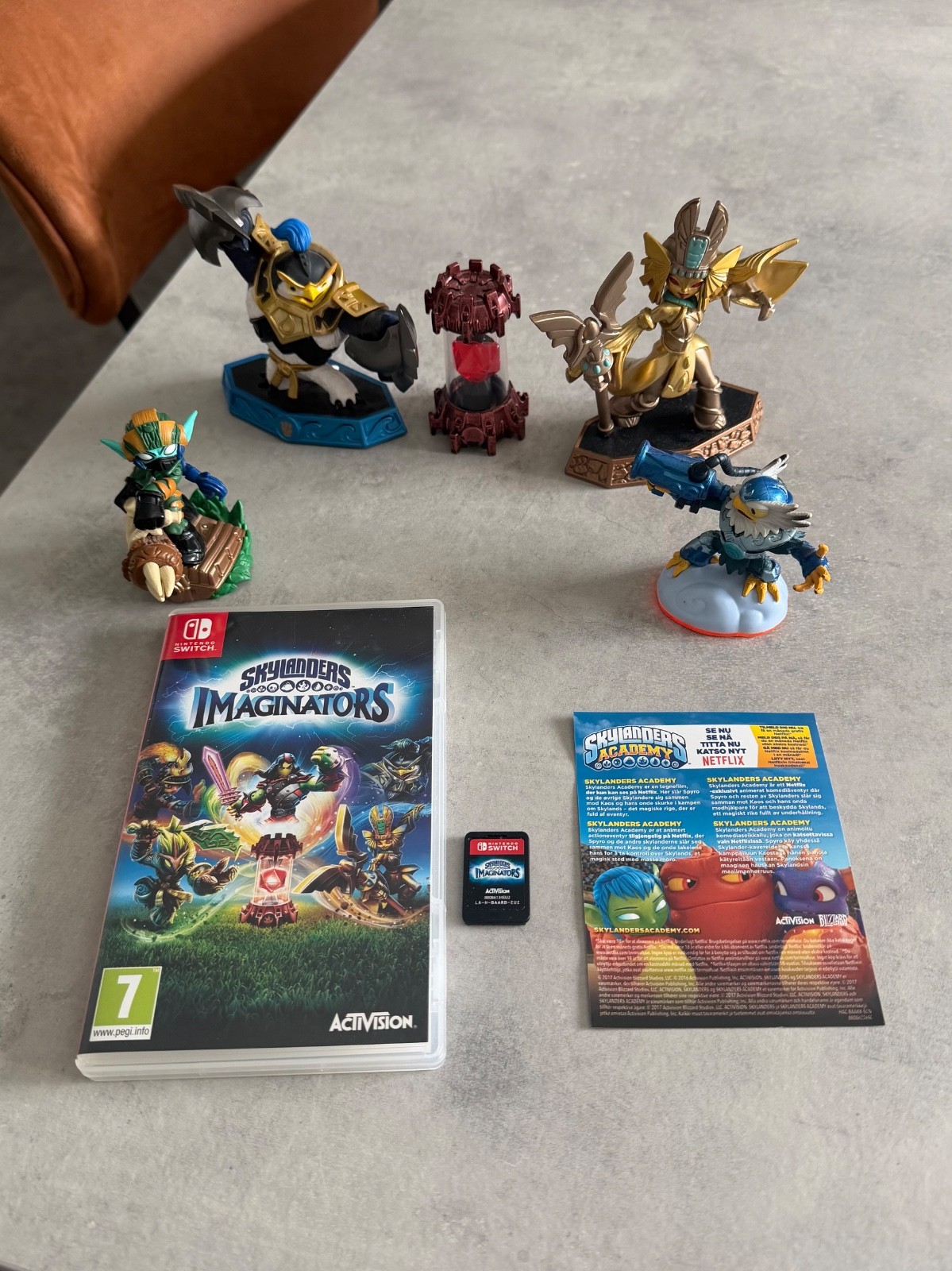 Skylanders Imaginators – Nintendo Switch with 4 figures and crystal