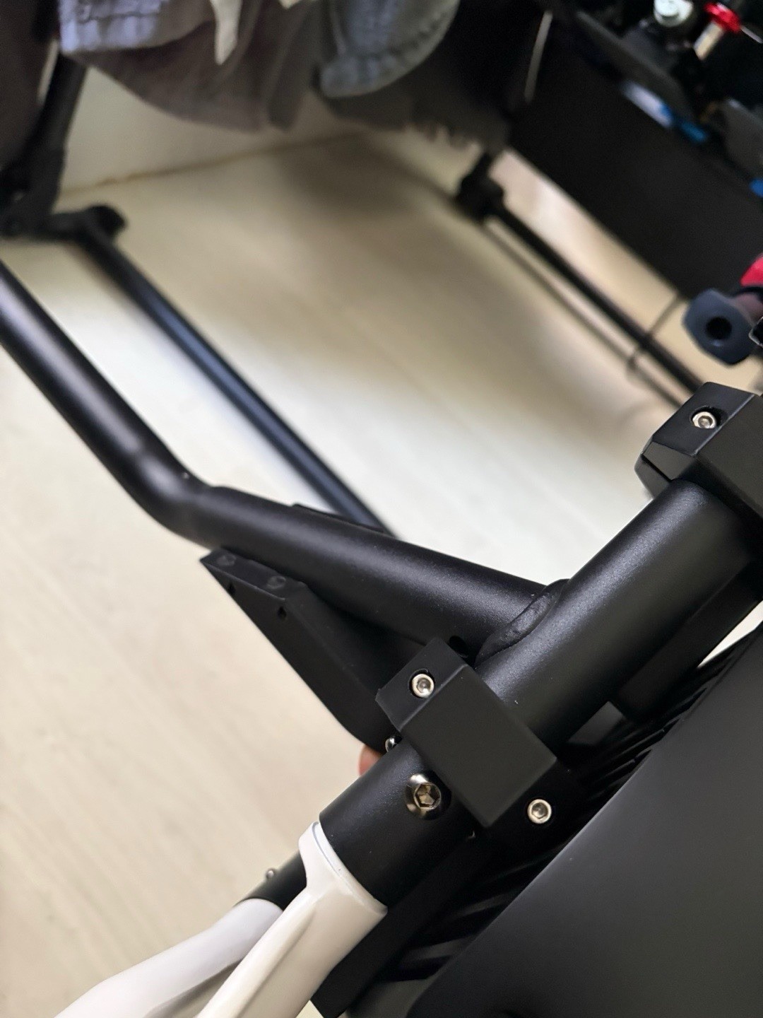 Playseat Challenge DD F1 Edition FANATEC ClupSports SQ 1.5 Shifter Mount
