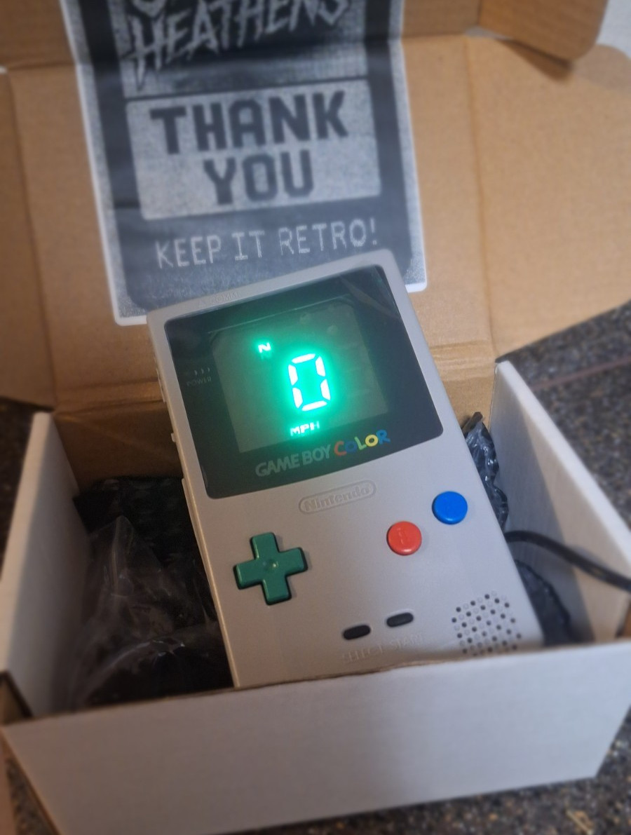 Custom Game Boy Speedometer – GPS-Tracked, USB-Powered | JDM TUNER MUST HAVE |