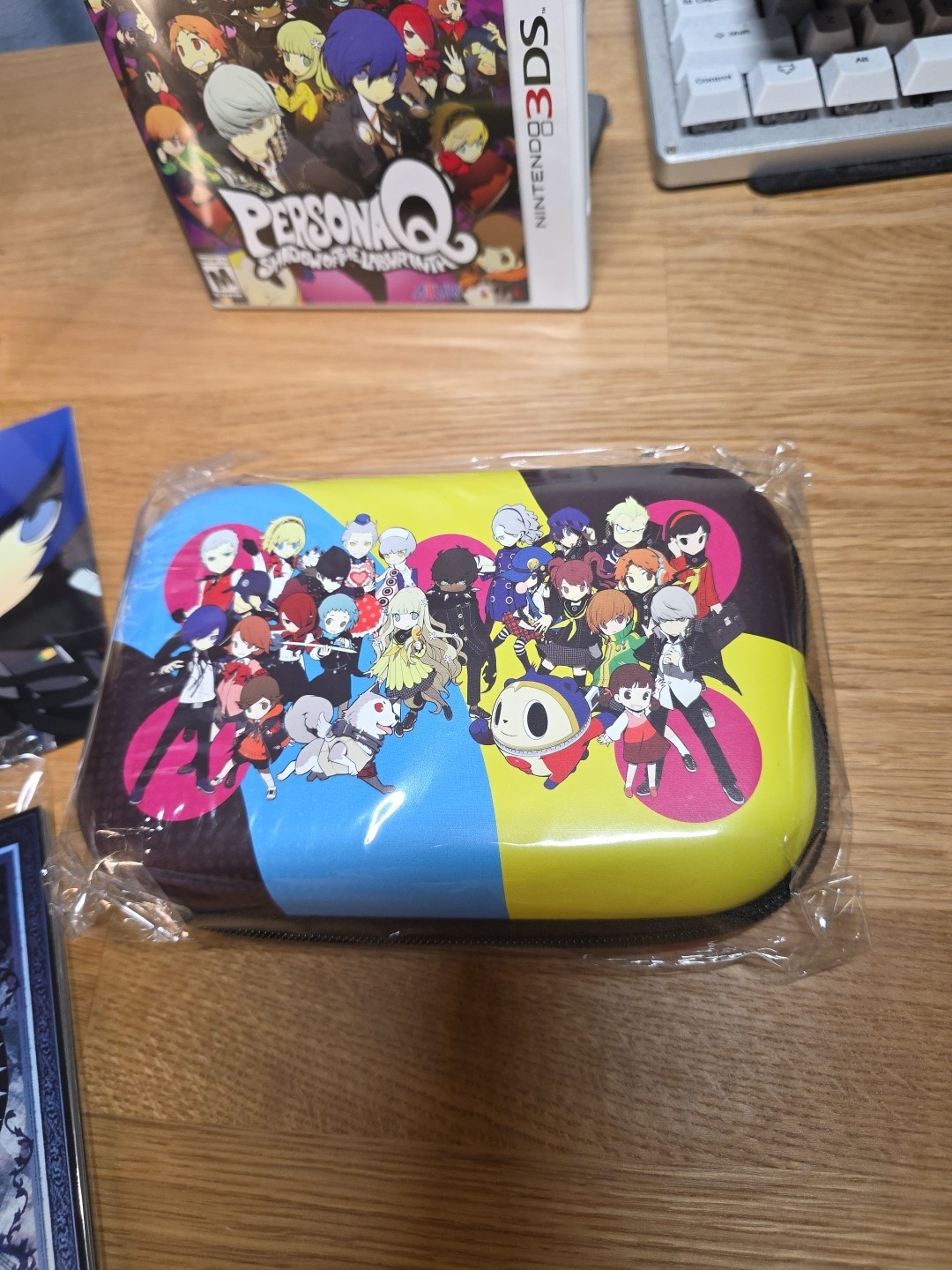 Persona Q: Shadow of the Labyrinth — The Wild Cards Premium Edition Open Box