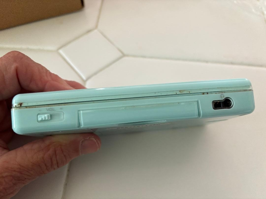 Nintendo DS Lite Handheld Console Turquoise BLUE WORKS – TESTED – HINGE DAMAGE