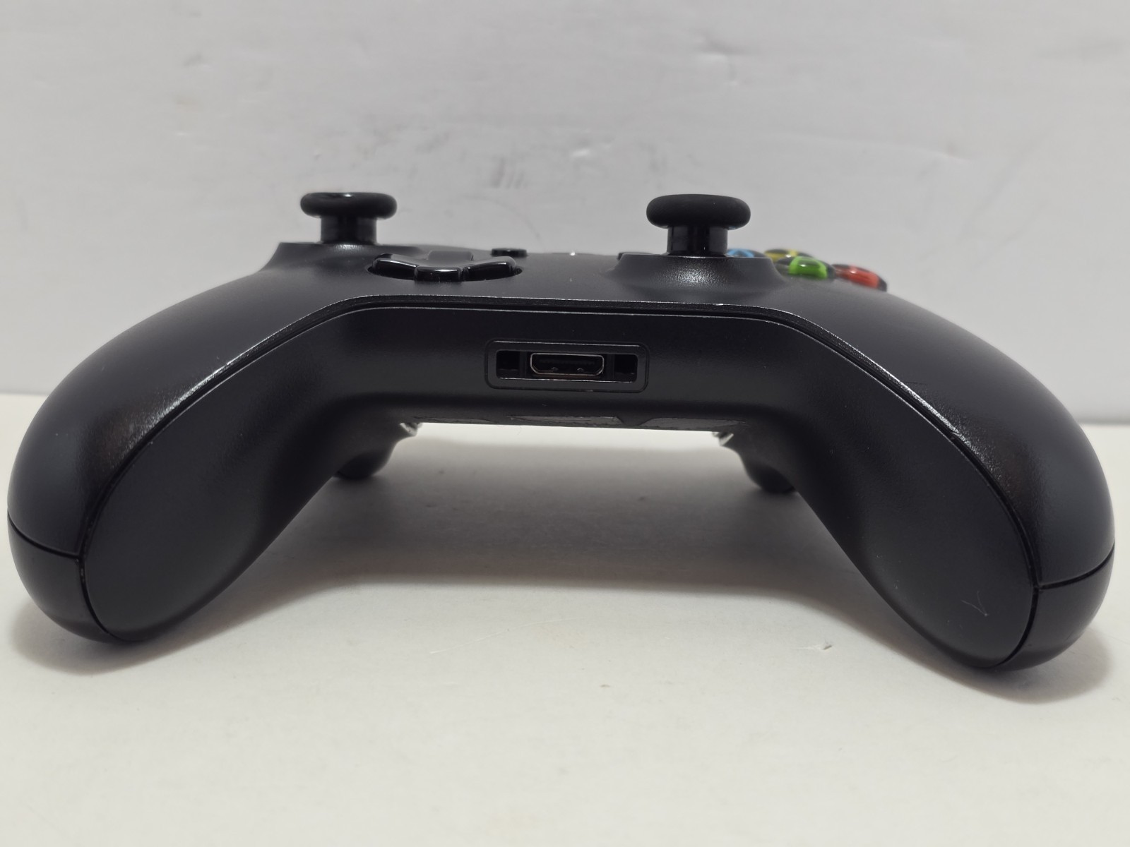 Microsoft Xbox One Wireless Controller Model 1537 (No Battery Cover) Tested