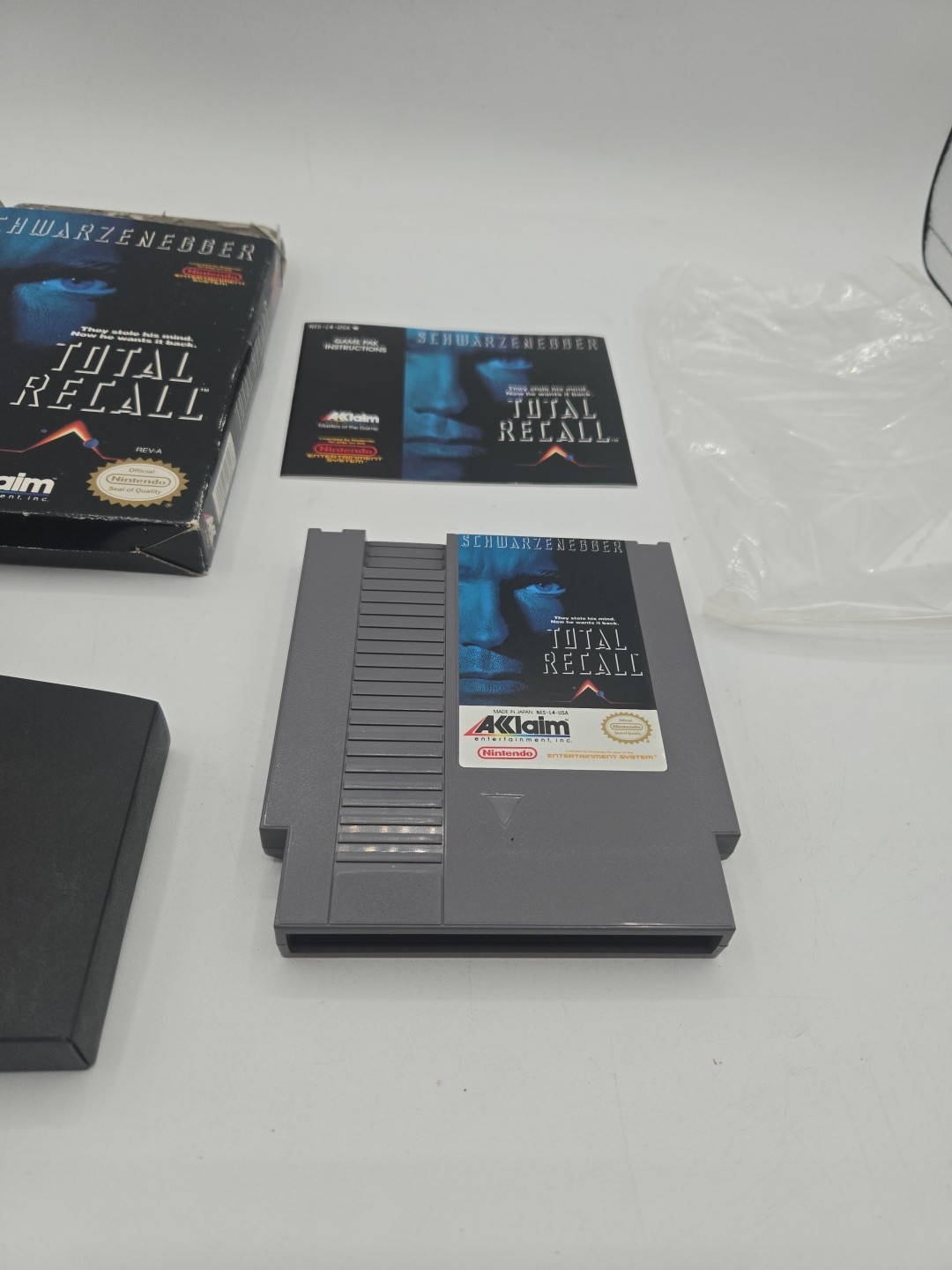 Total Recall (Nintendo Entertainment System, NES, 1990) Akklaim CIB & Tested